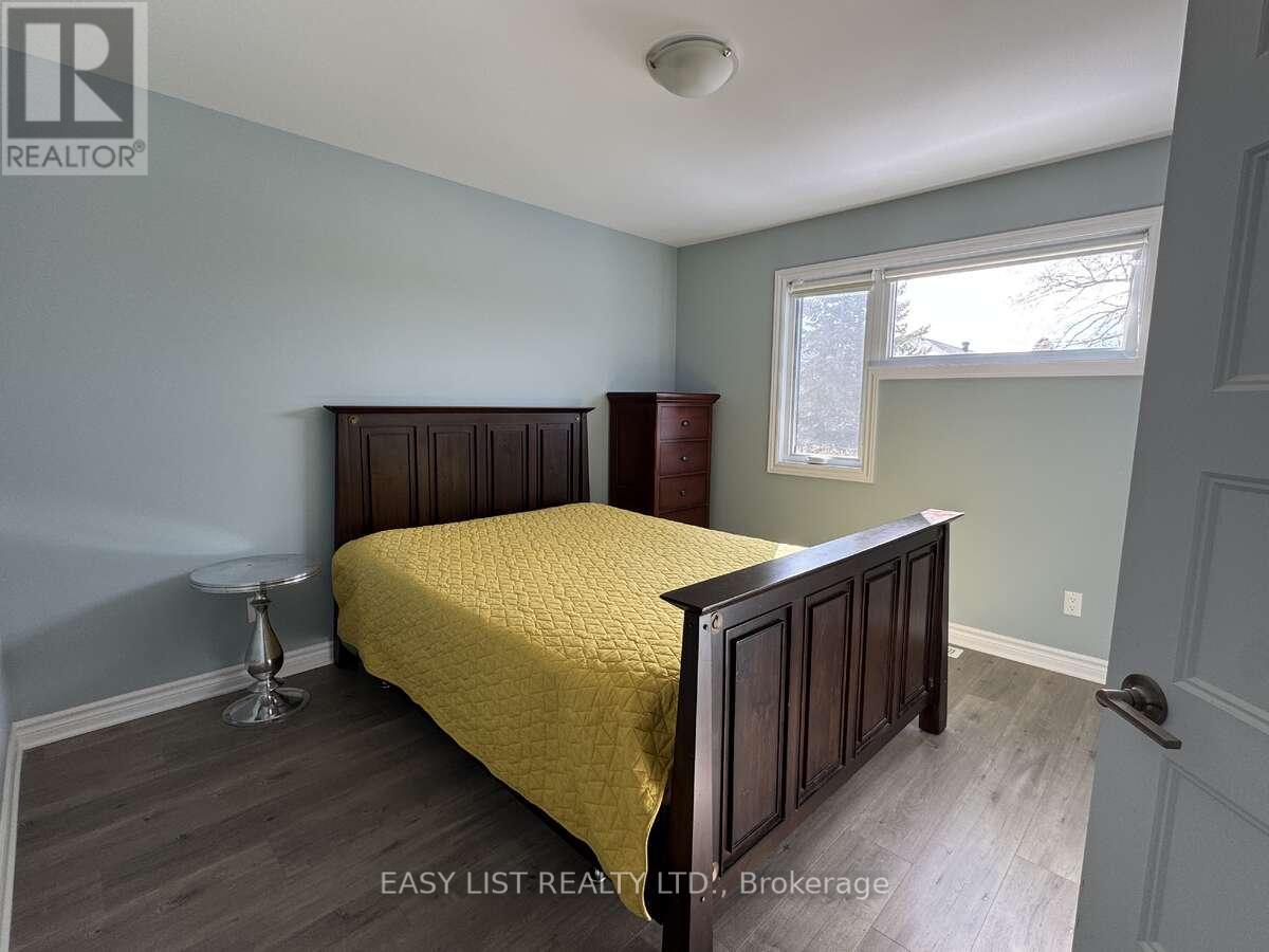 306 Belfort Crescent Property Photo 19