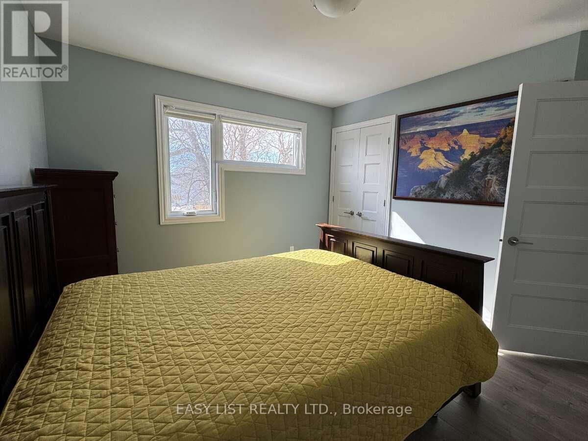 306 Belfort Crescent Property Photo 20