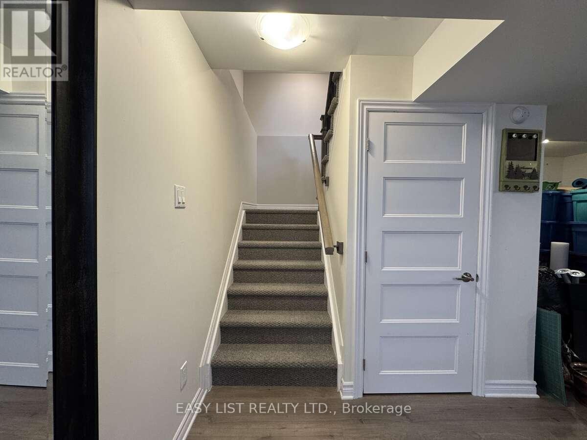 306 Belfort Crescent Property Photo 22
