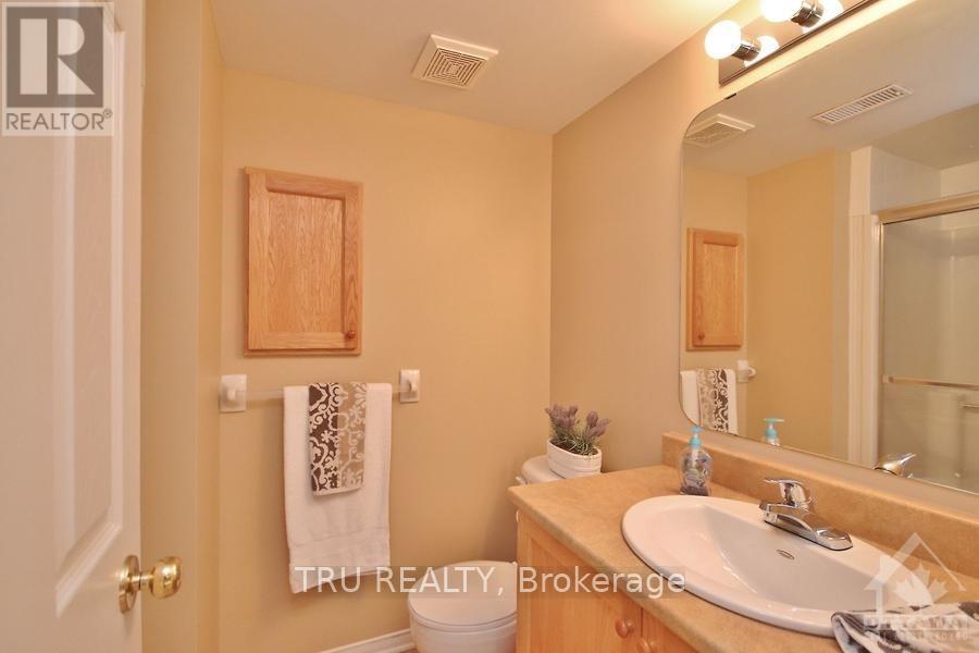 835 Longfields Drive Property Photo 18