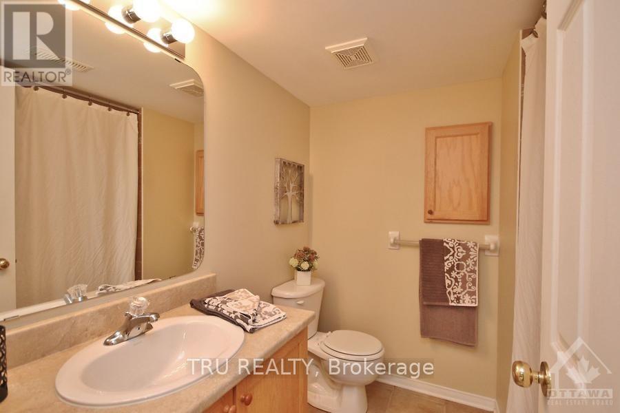 835 Longfields Drive Property Photo 22