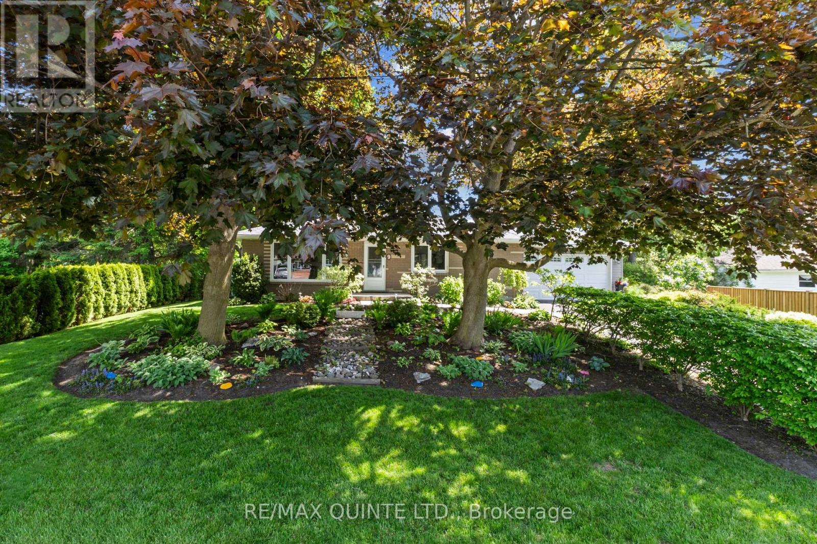 9 Cheer Drive Property Photo 4