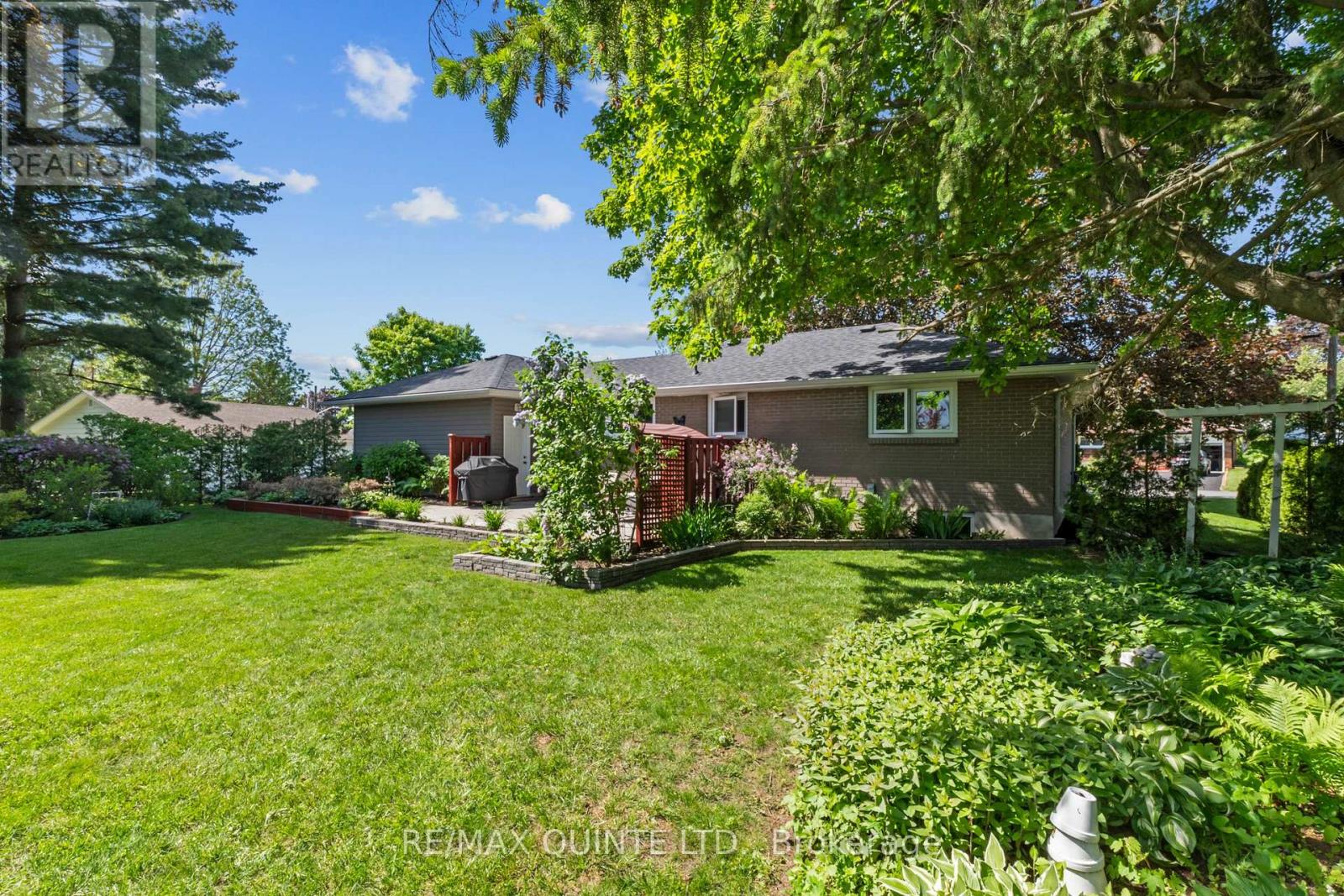 9 Cheer Drive Property Photo 37