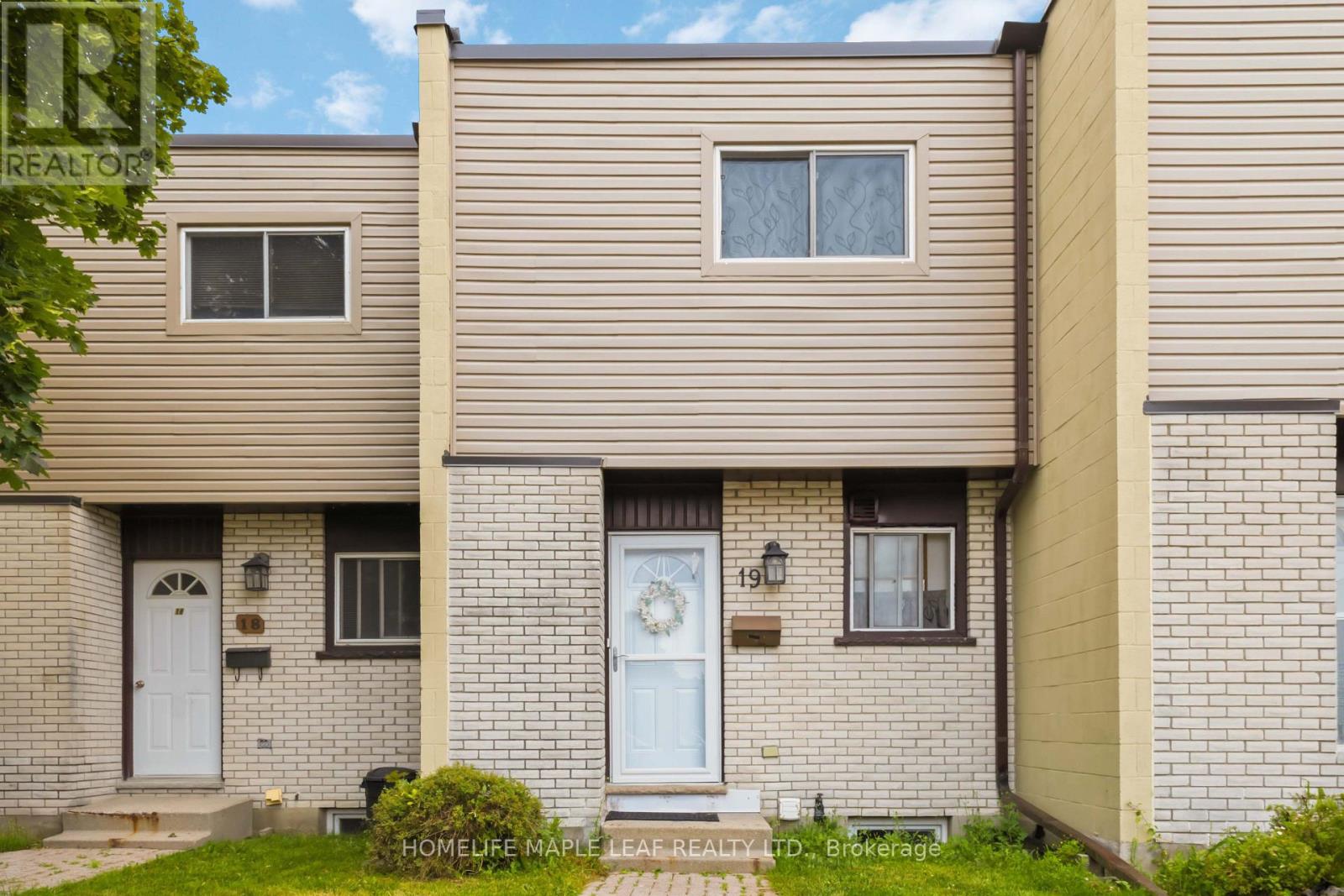 19 - 178 Grulke Street Property Photo 2