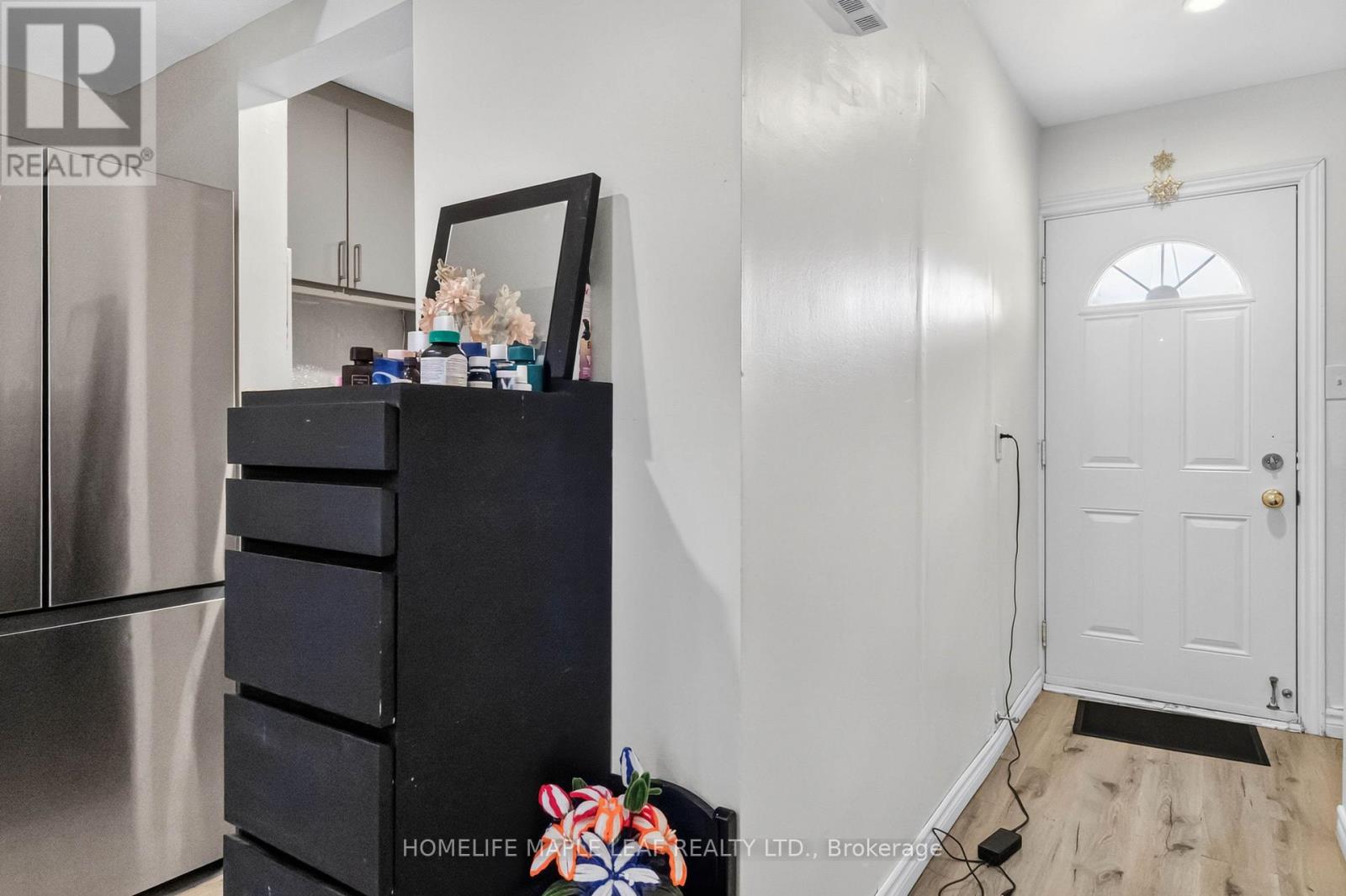 19 - 178 Grulke Street Property Photo 6