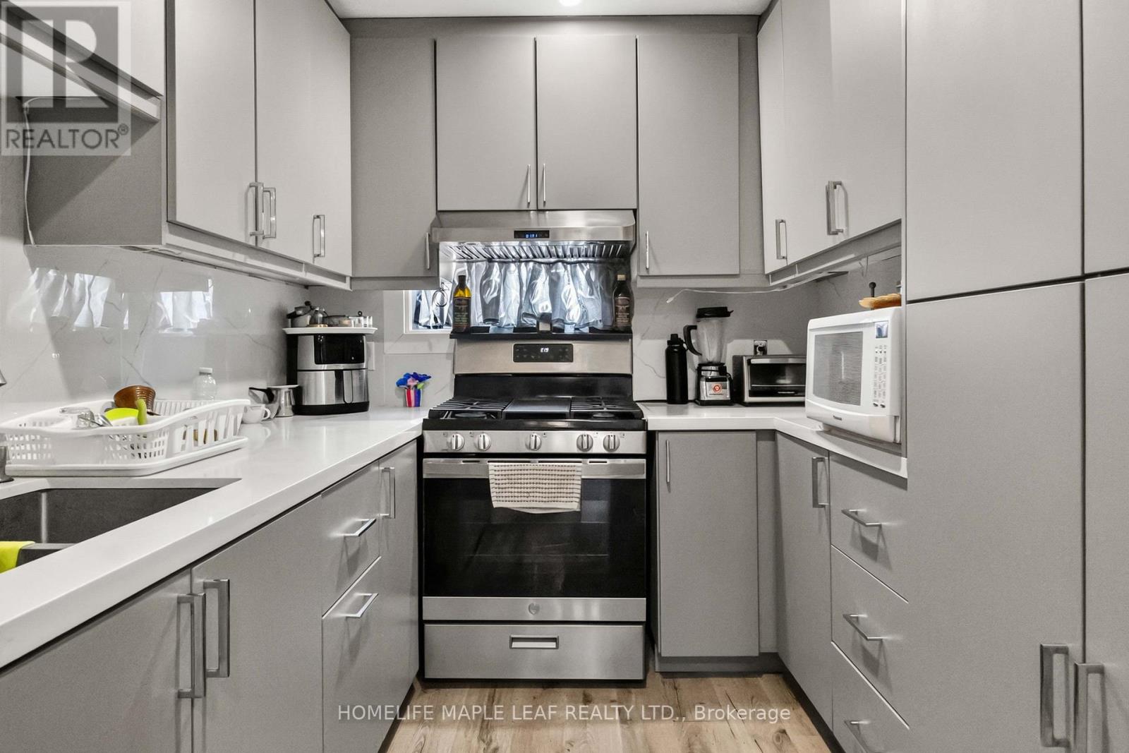 19 - 178 Grulke Street Property Photo 13