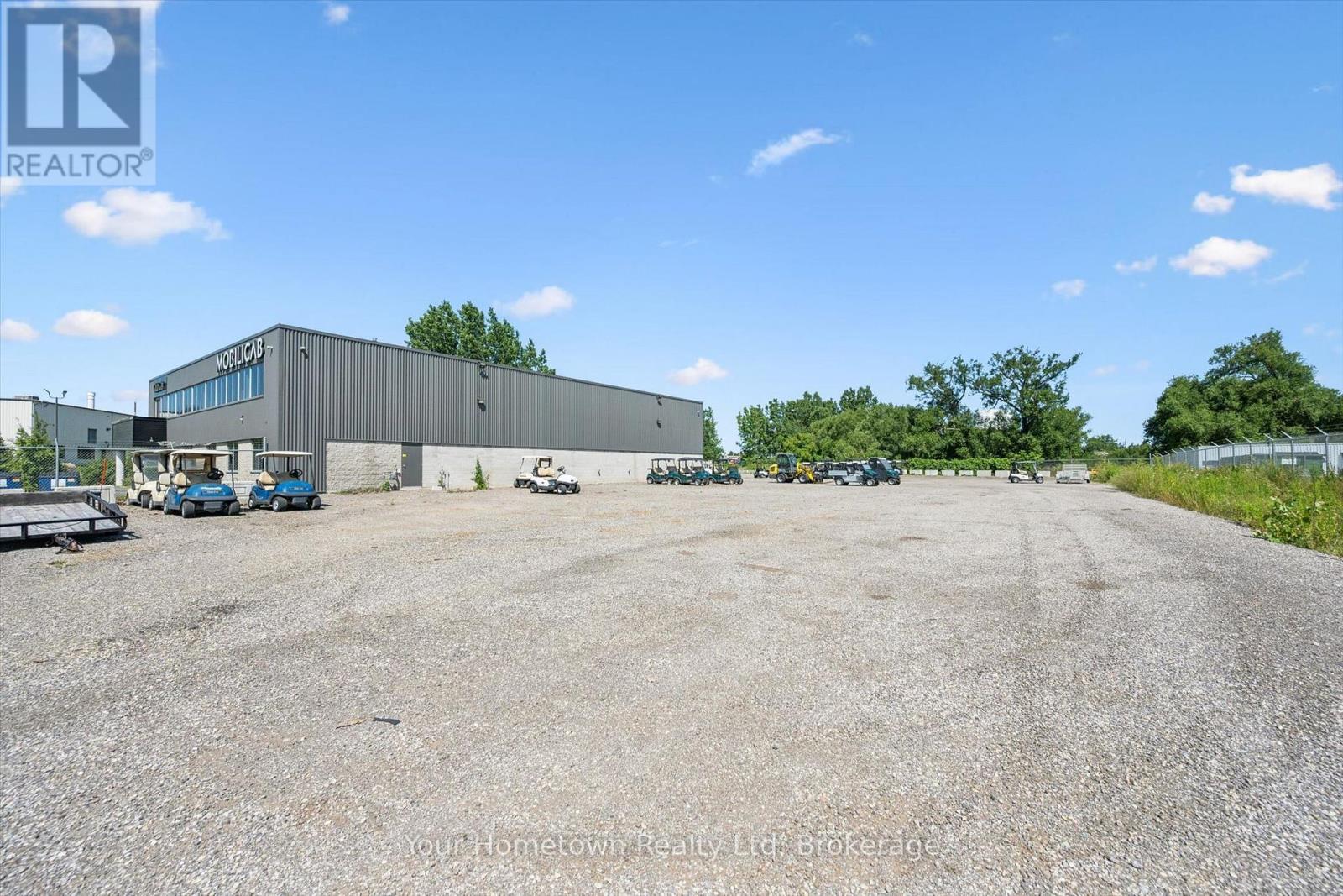 255 Thompson Drive Property Photo 36