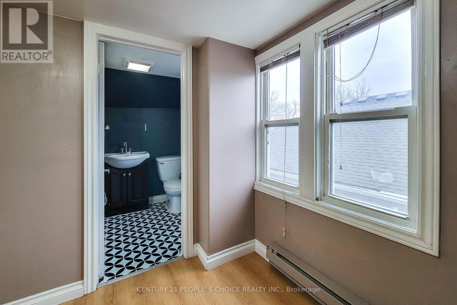 4999 Mcrae Street Property Photo 10