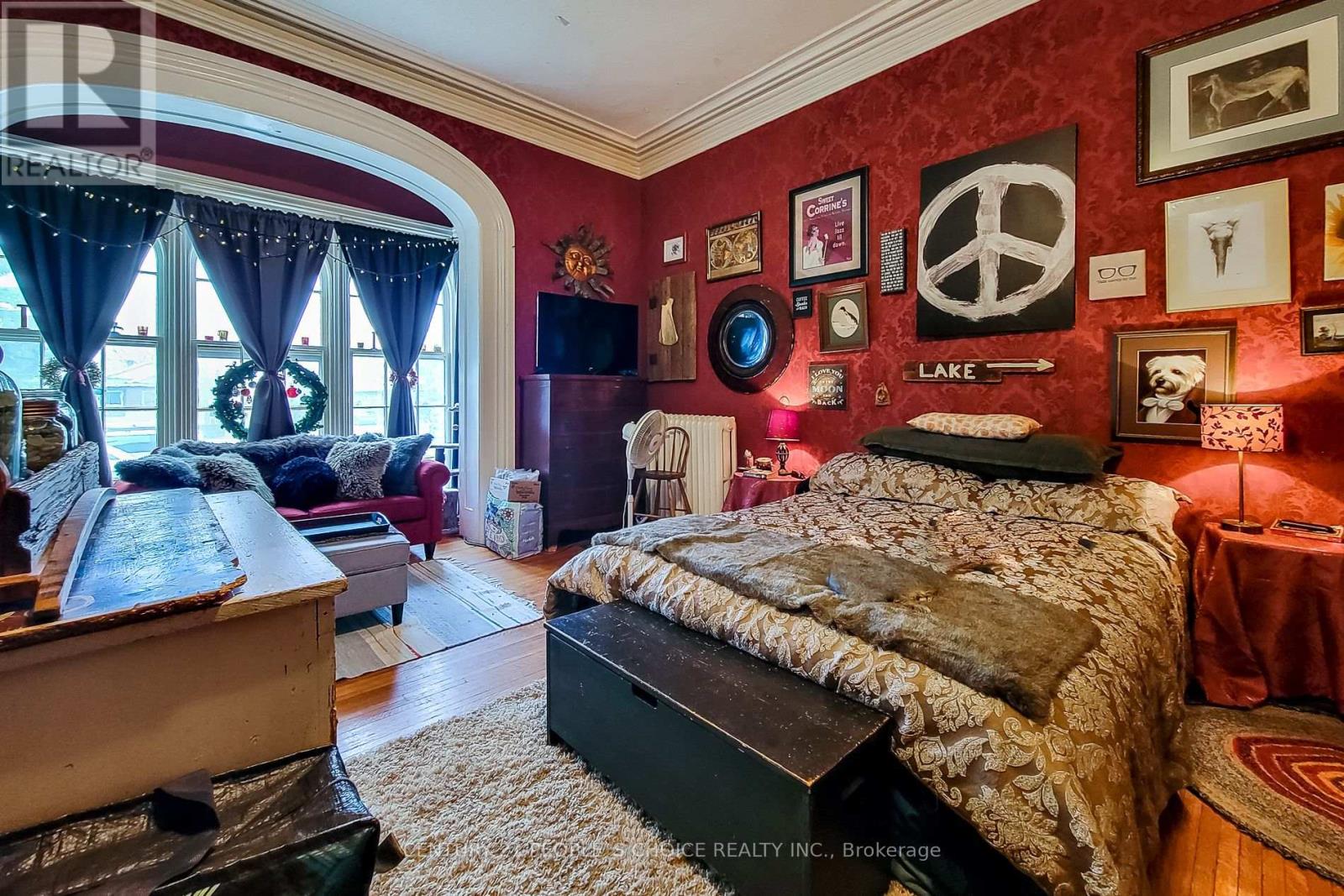 260 Vine Street Property Photo 3