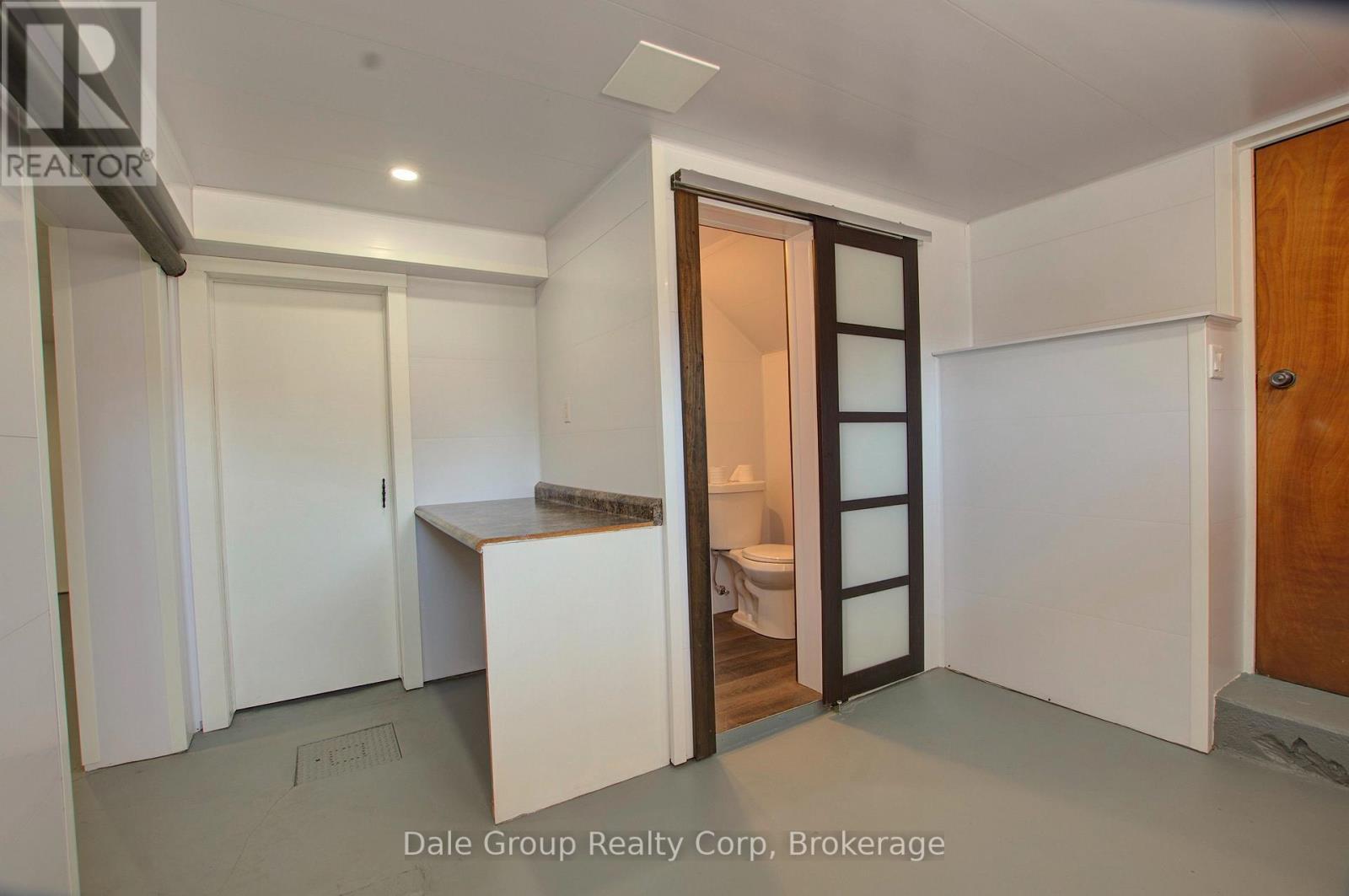 293 Albert Street Property Photo 9