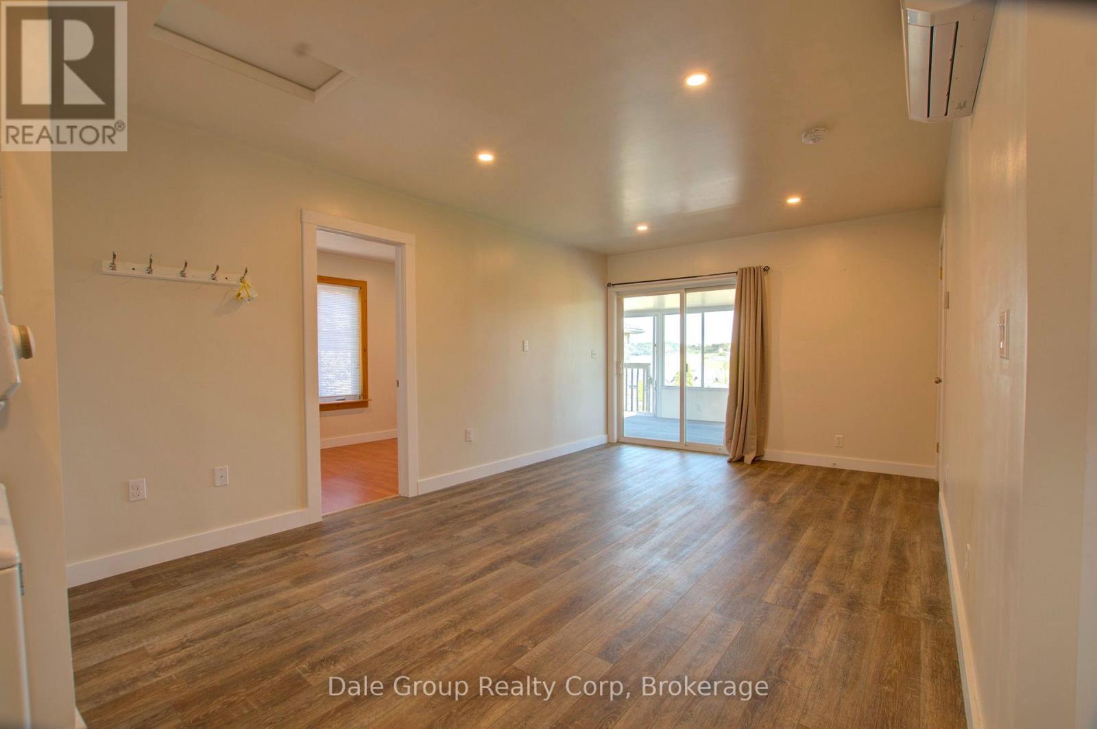 293 Albert Street Property Photo 12