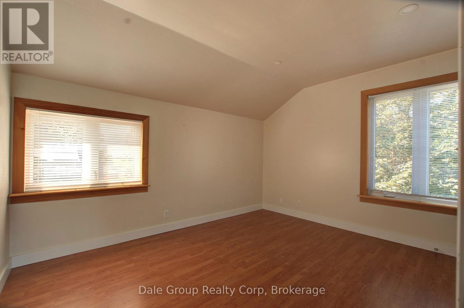 293 Albert Street Property Photo 16