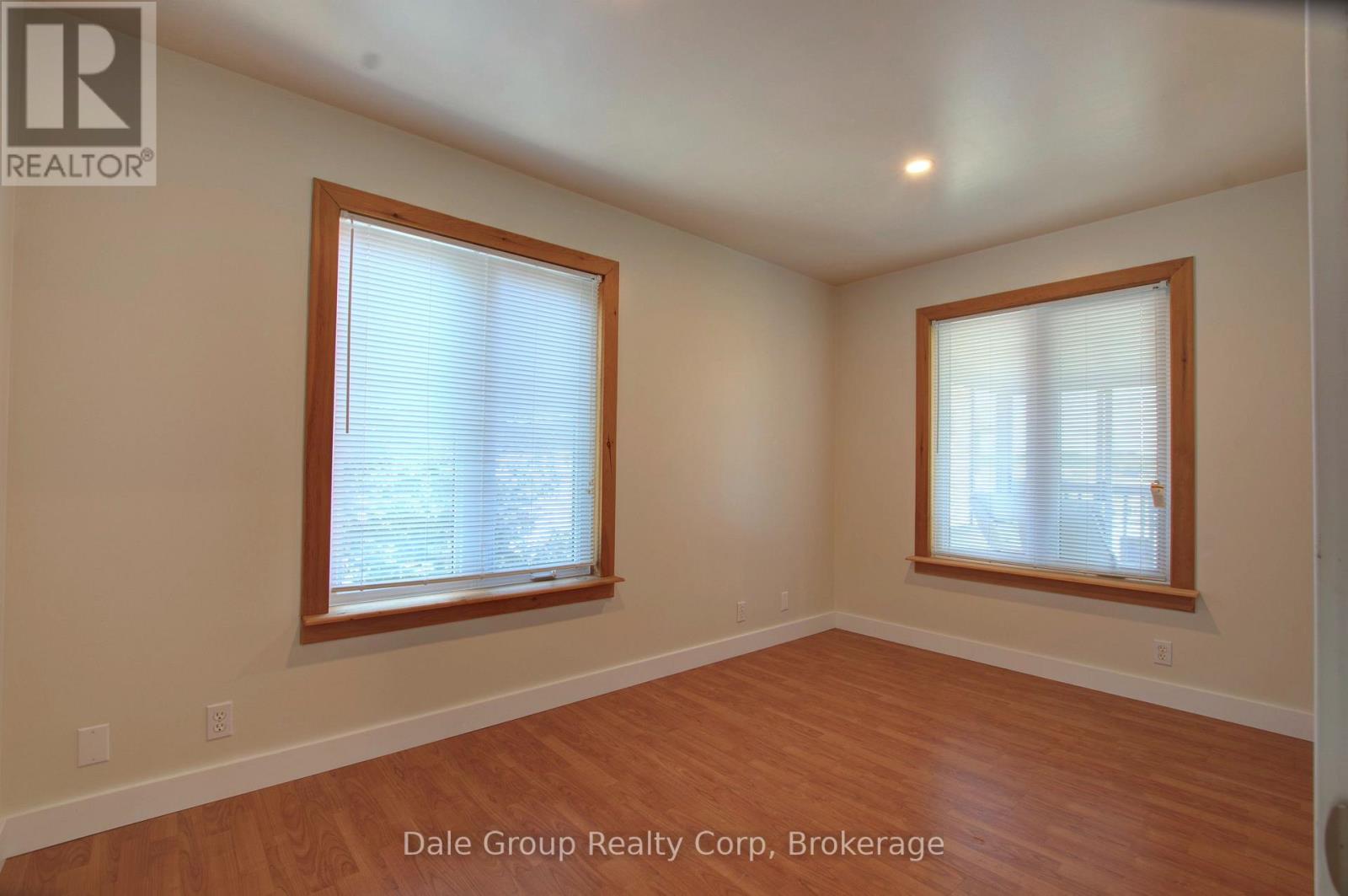 293 Albert Street Property Photo 18