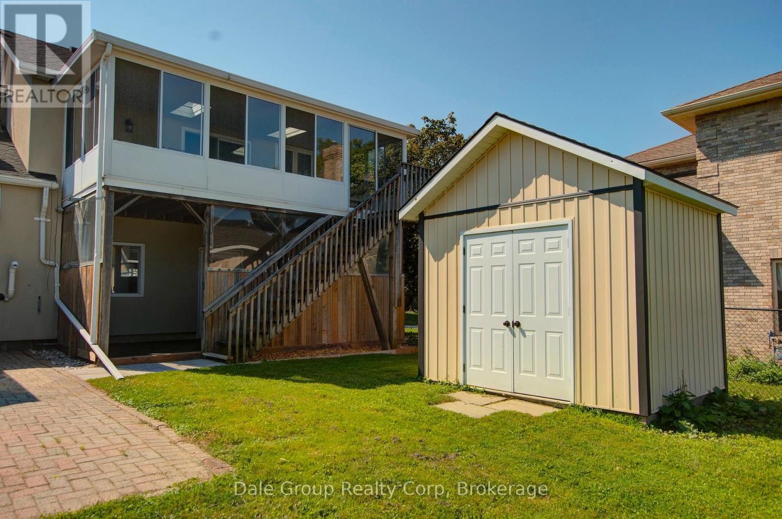 293 Albert Street Property Photo 27