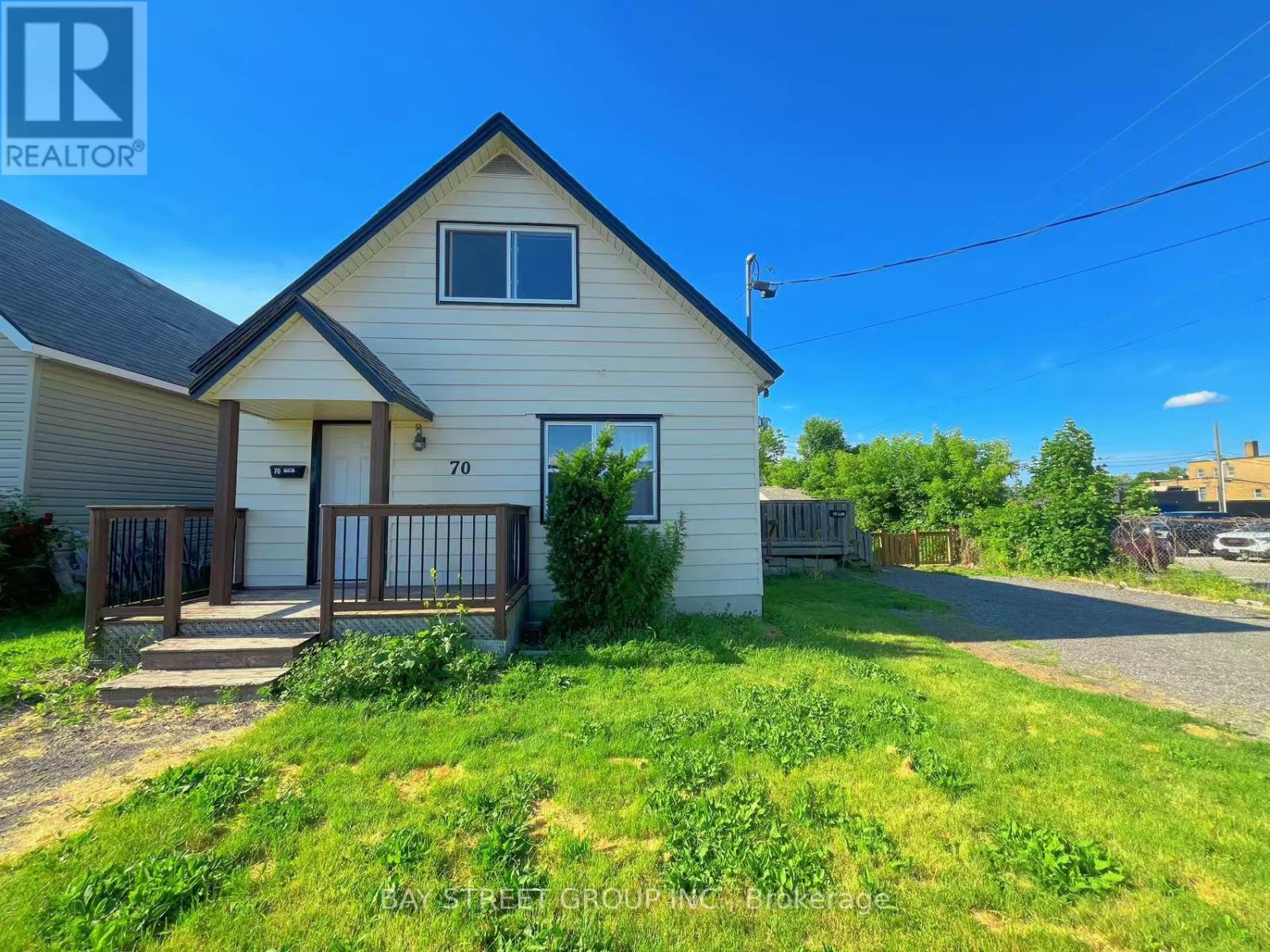 70 Courtwright Street Property Photo 2