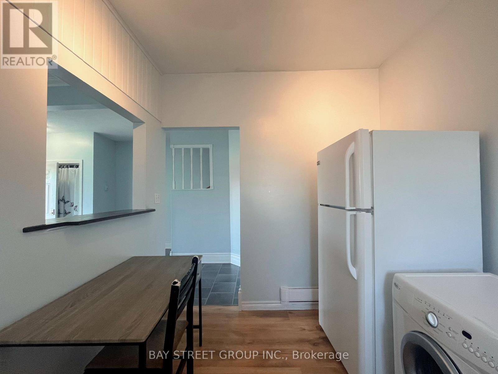 70 Courtwright Street Property Photo 4