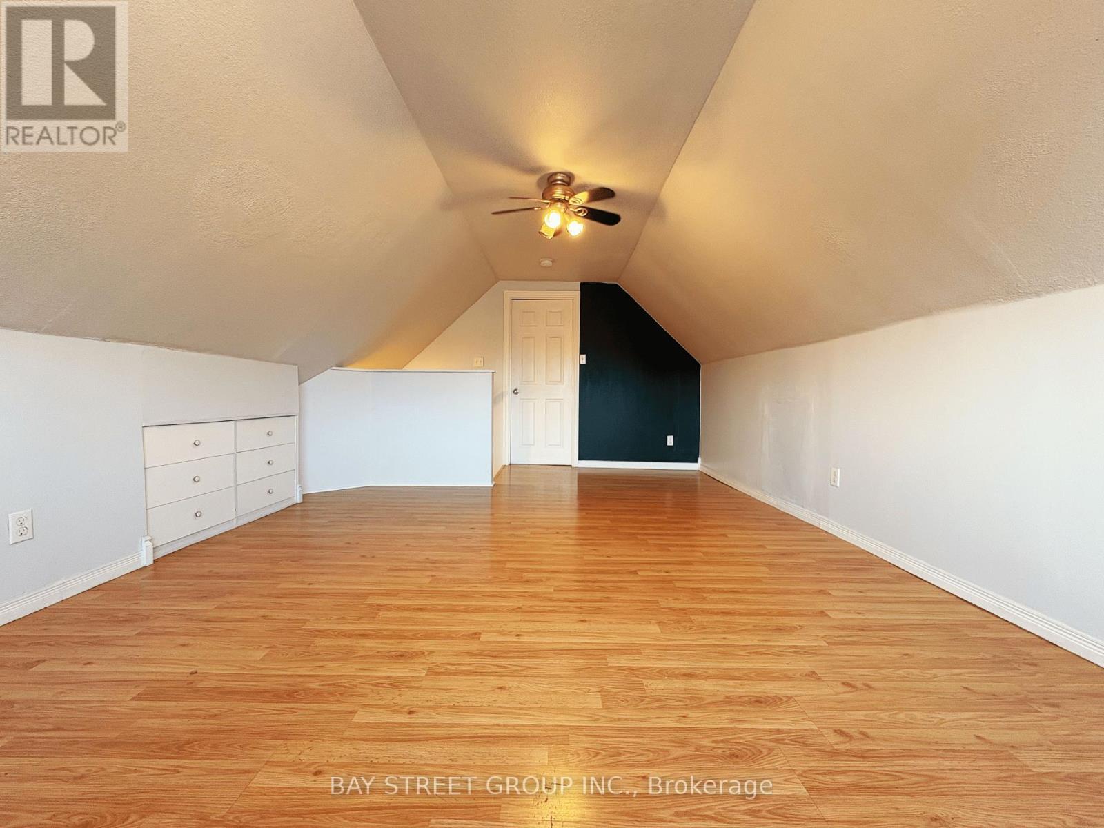 70 Courtwright Street Property Photo 6