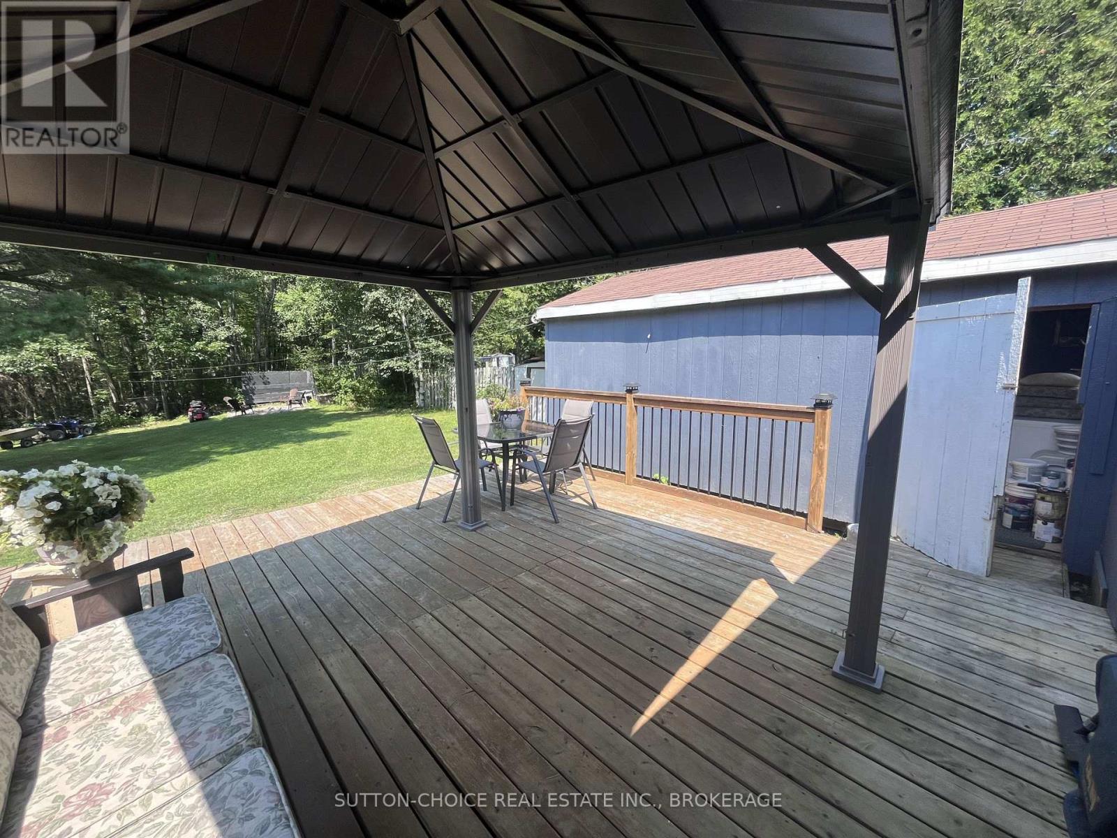 594 Derland Road Property Photo 27