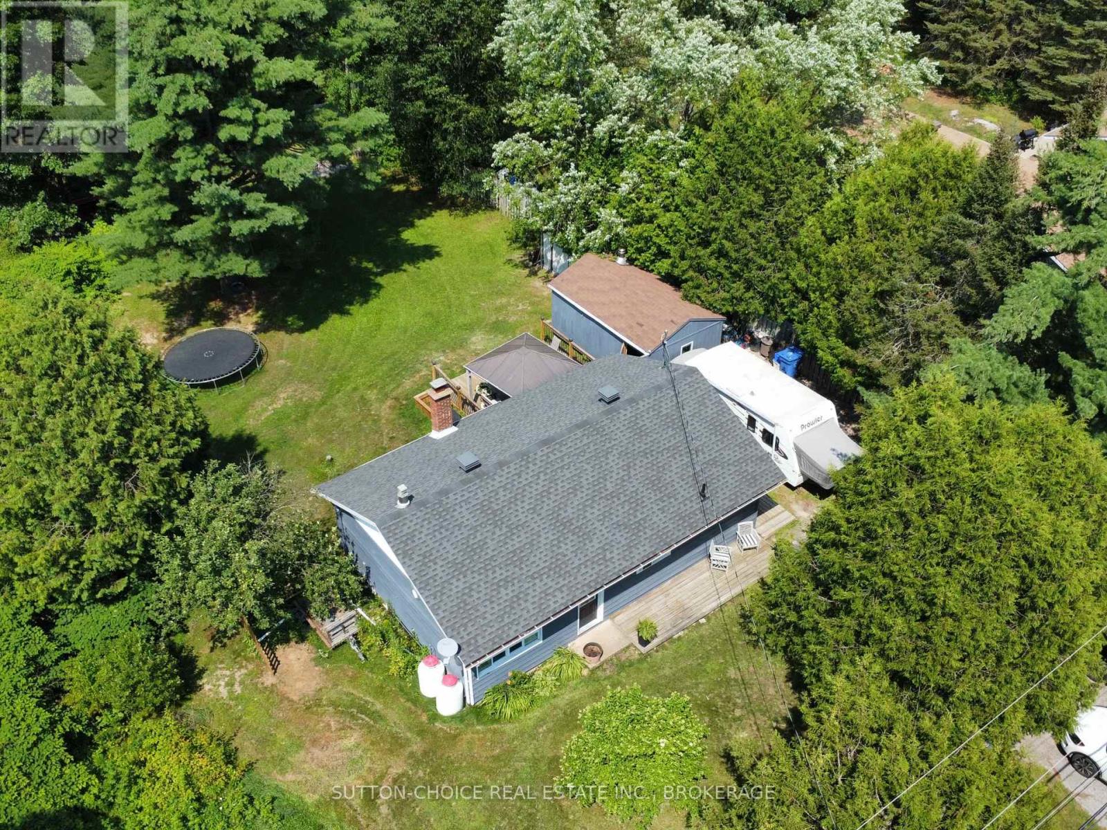 594 Derland Road Property Photo 37