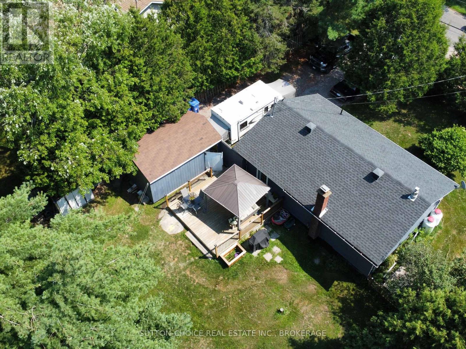 594 Derland Road Property Photo 38