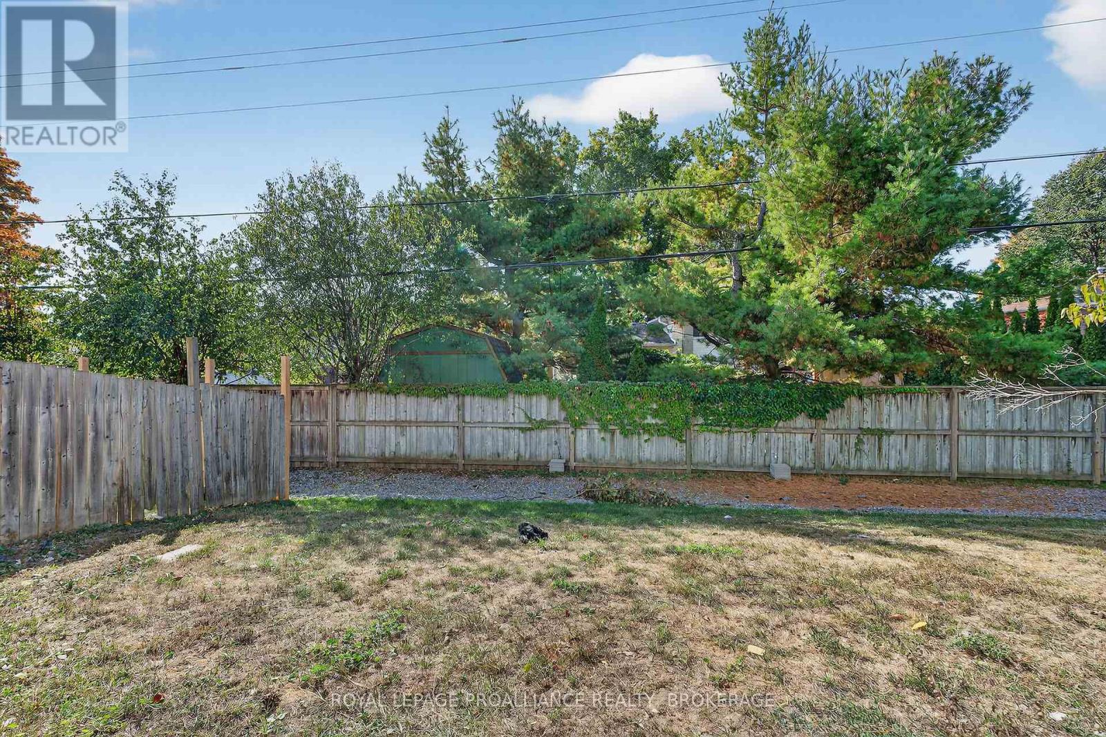 957 Oakview Avenue Property Photo 29