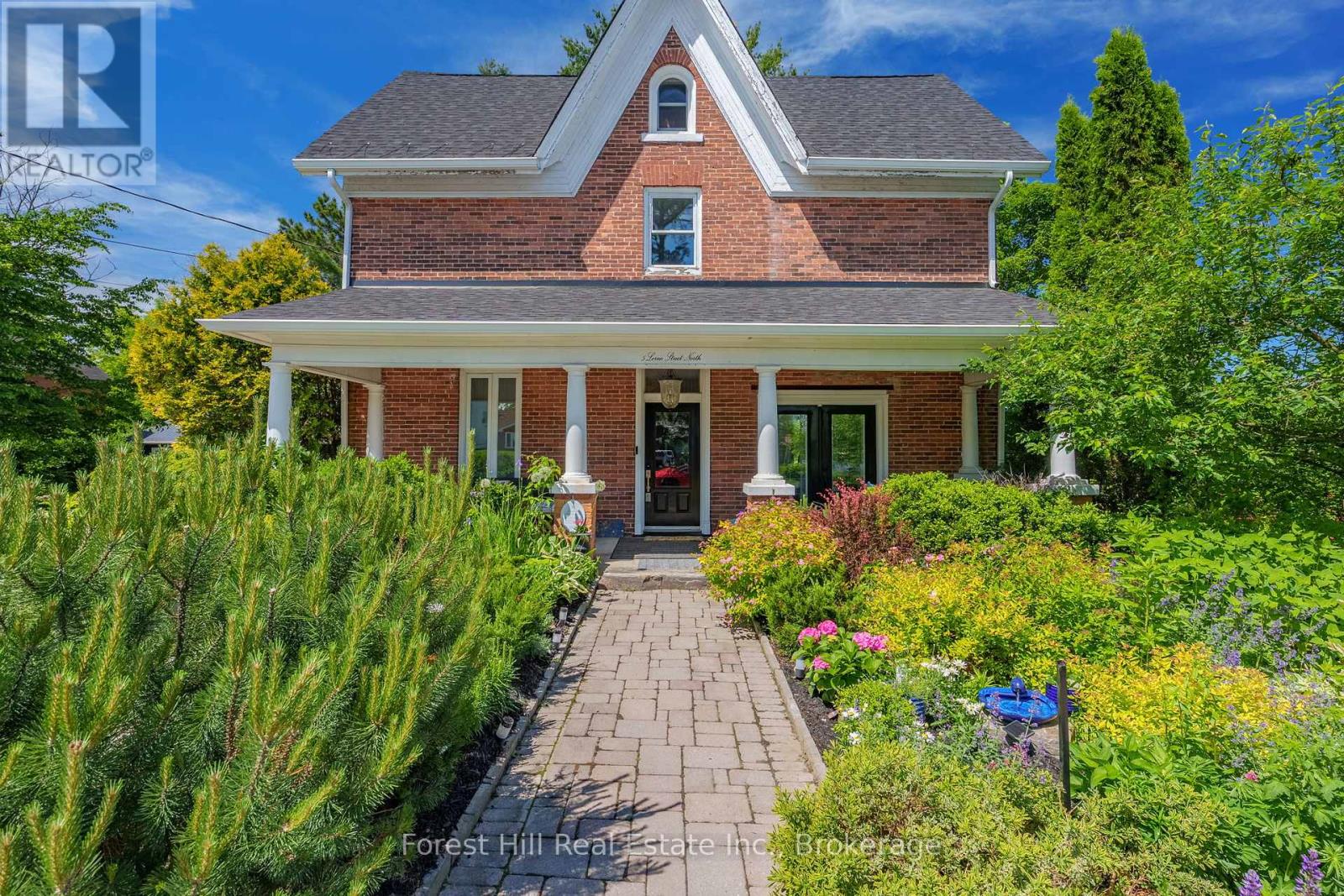 5 LORNE STREET N Property Photo 1