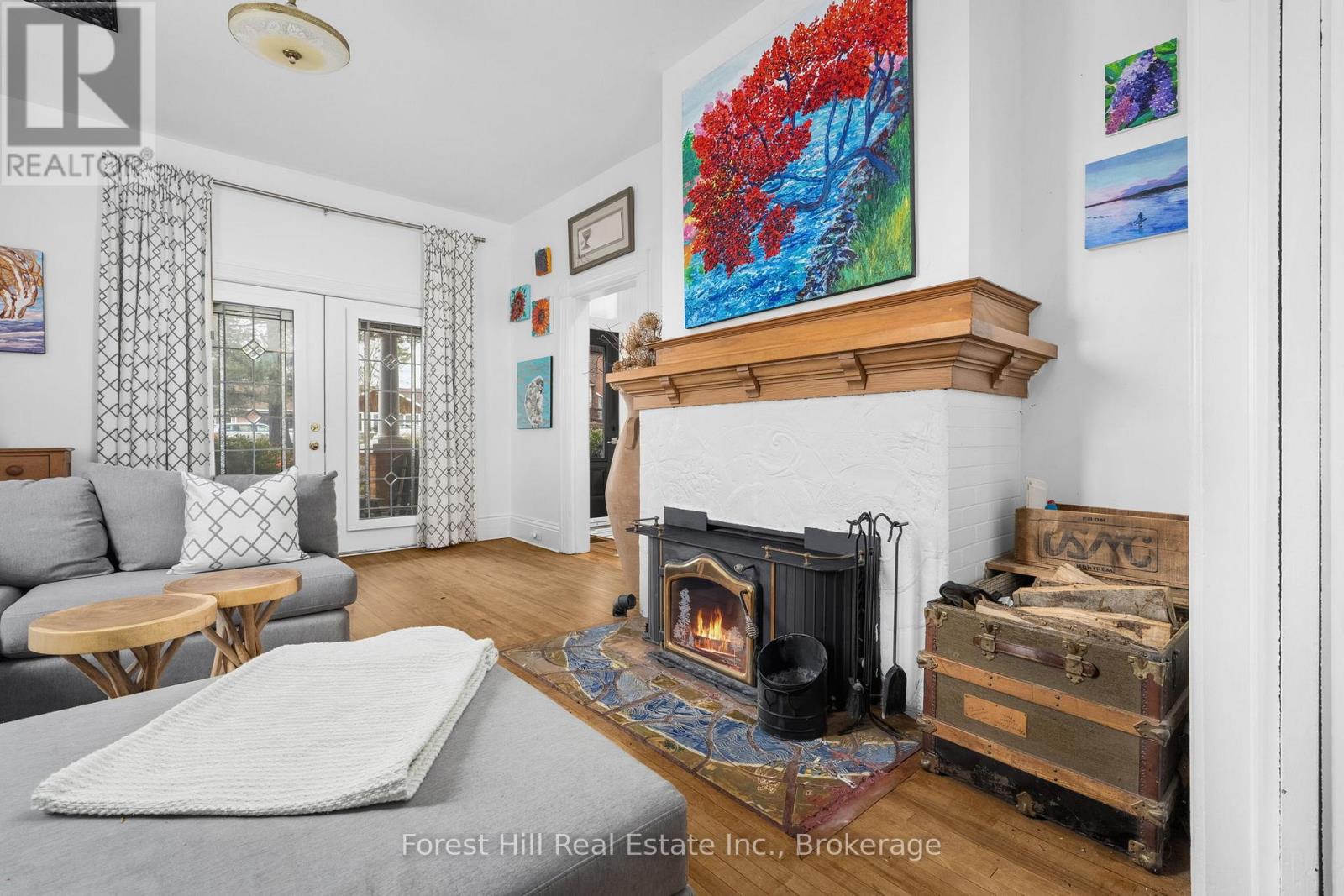 5 Lorne Street N Property Photo 16