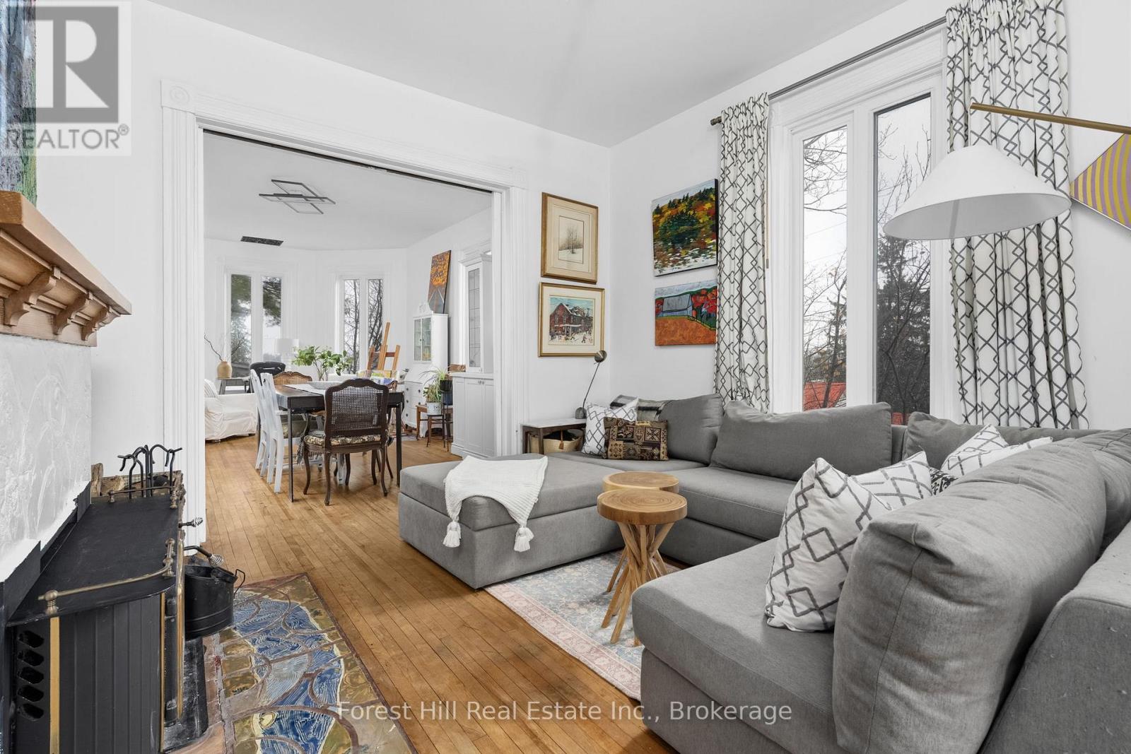 5 Lorne Street N Property Photo 17