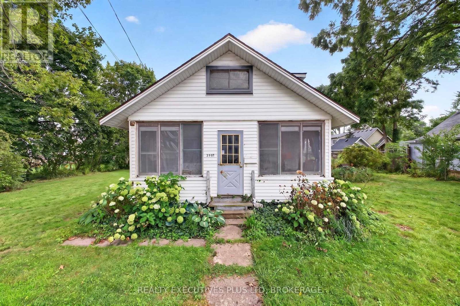 3907 ALEXANDRA ROAD Property Photo 1