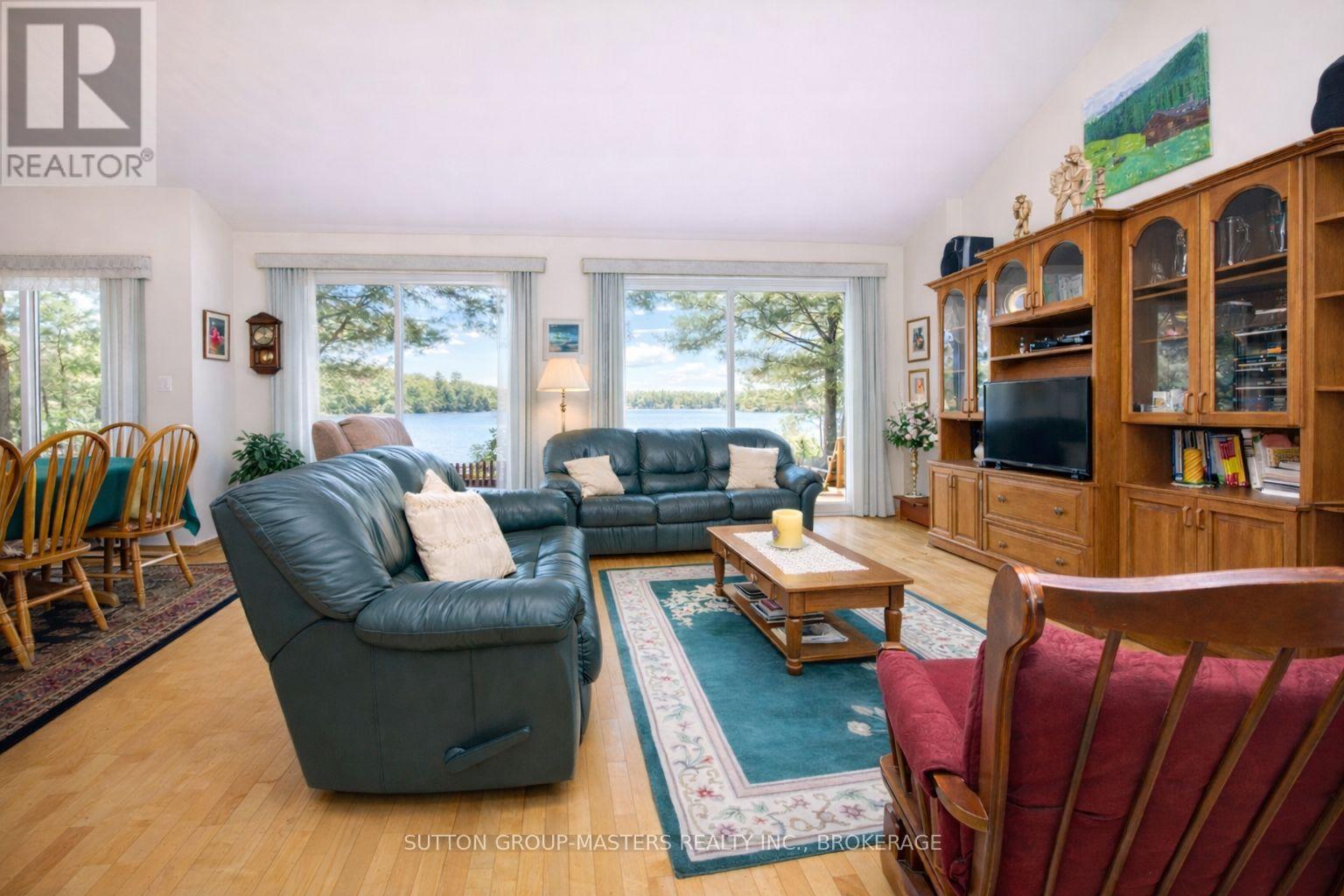4907 Alex Mclean Lane N Property Photo 7