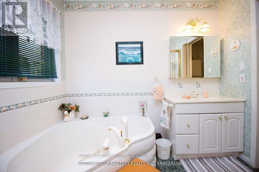 4907 Alex Mclean Lane N Property Photo 19