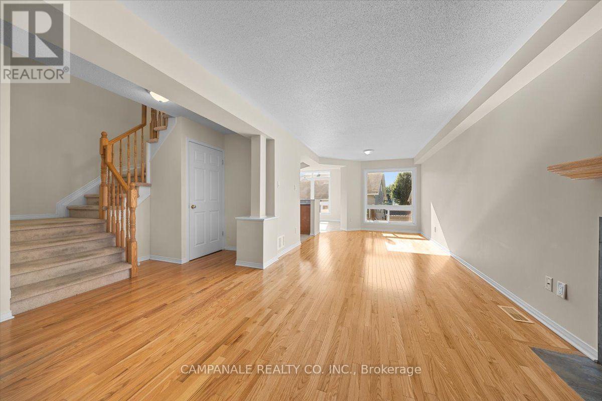 104 Wolff Crescent Property Photo 5