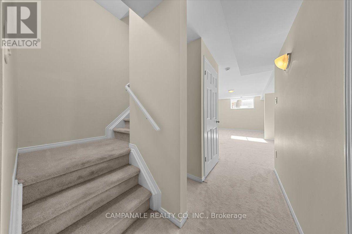 104 Wolff Crescent Property Photo 22