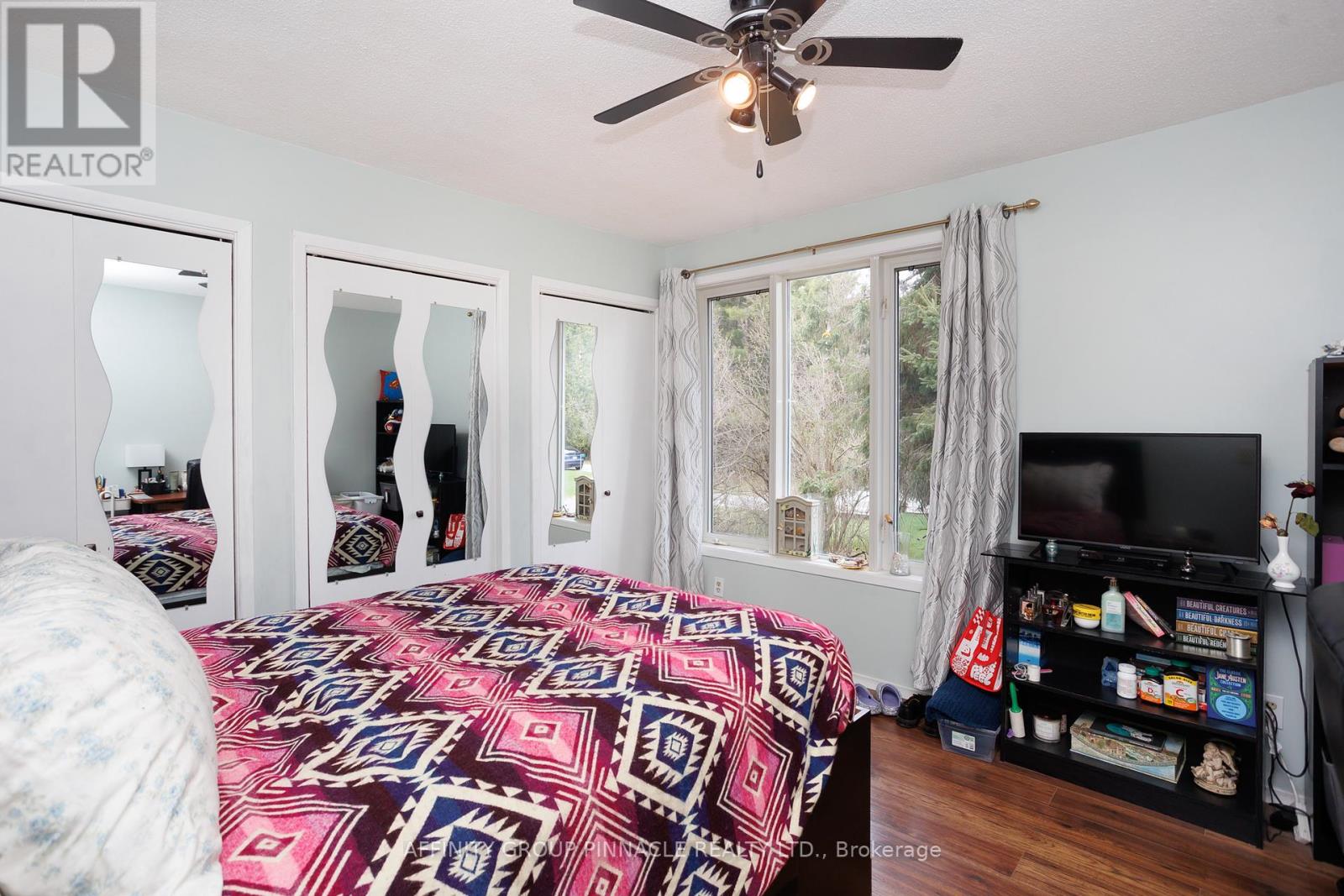 7 Hawk Street Property Photo 13