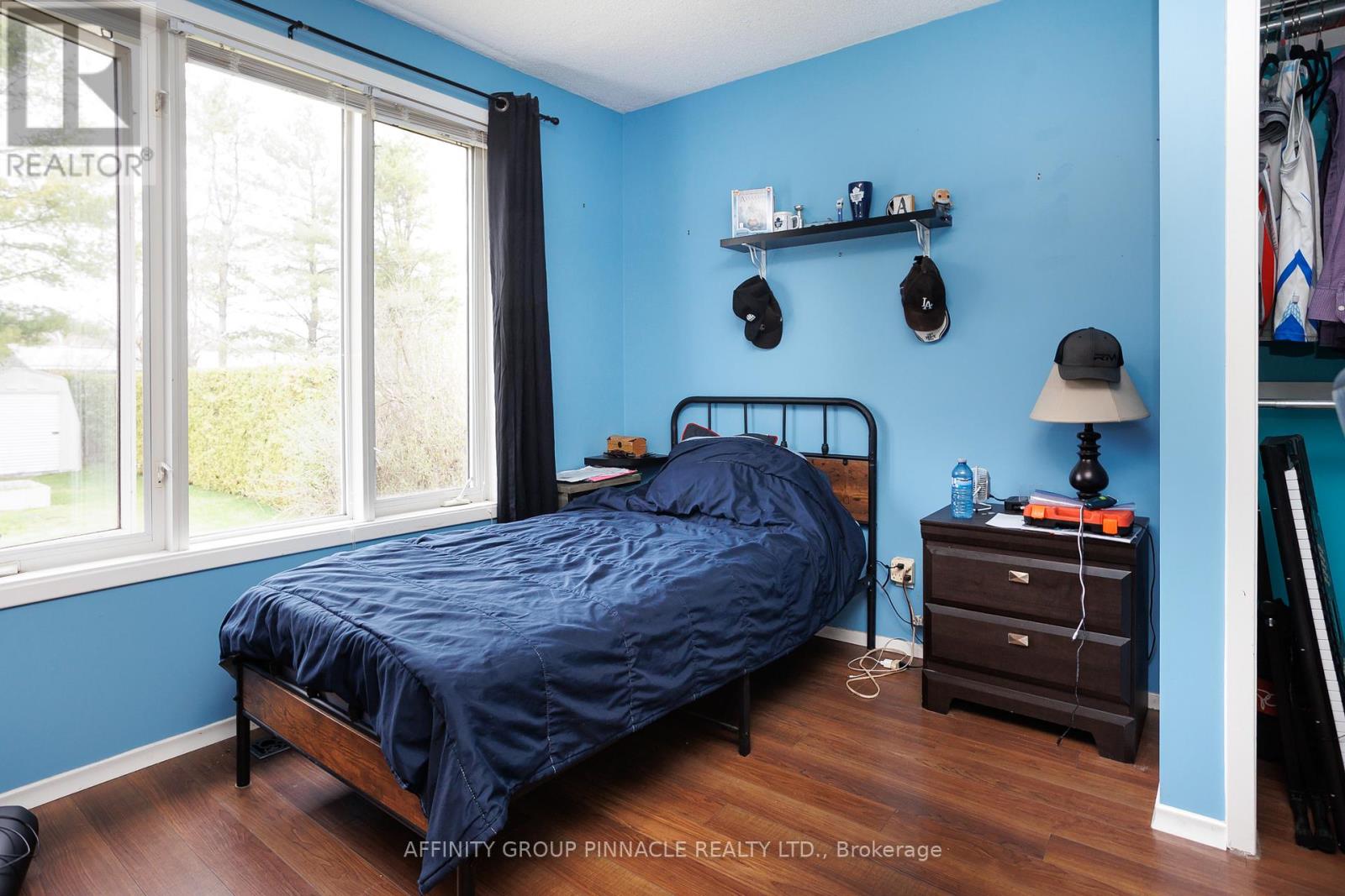 7 Hawk Street Property Photo 17