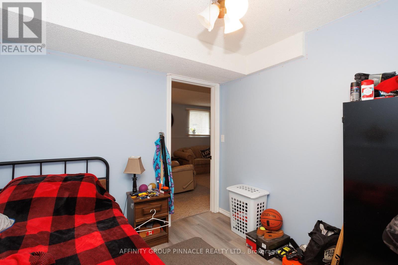 7 Hawk Street Property Photo 25