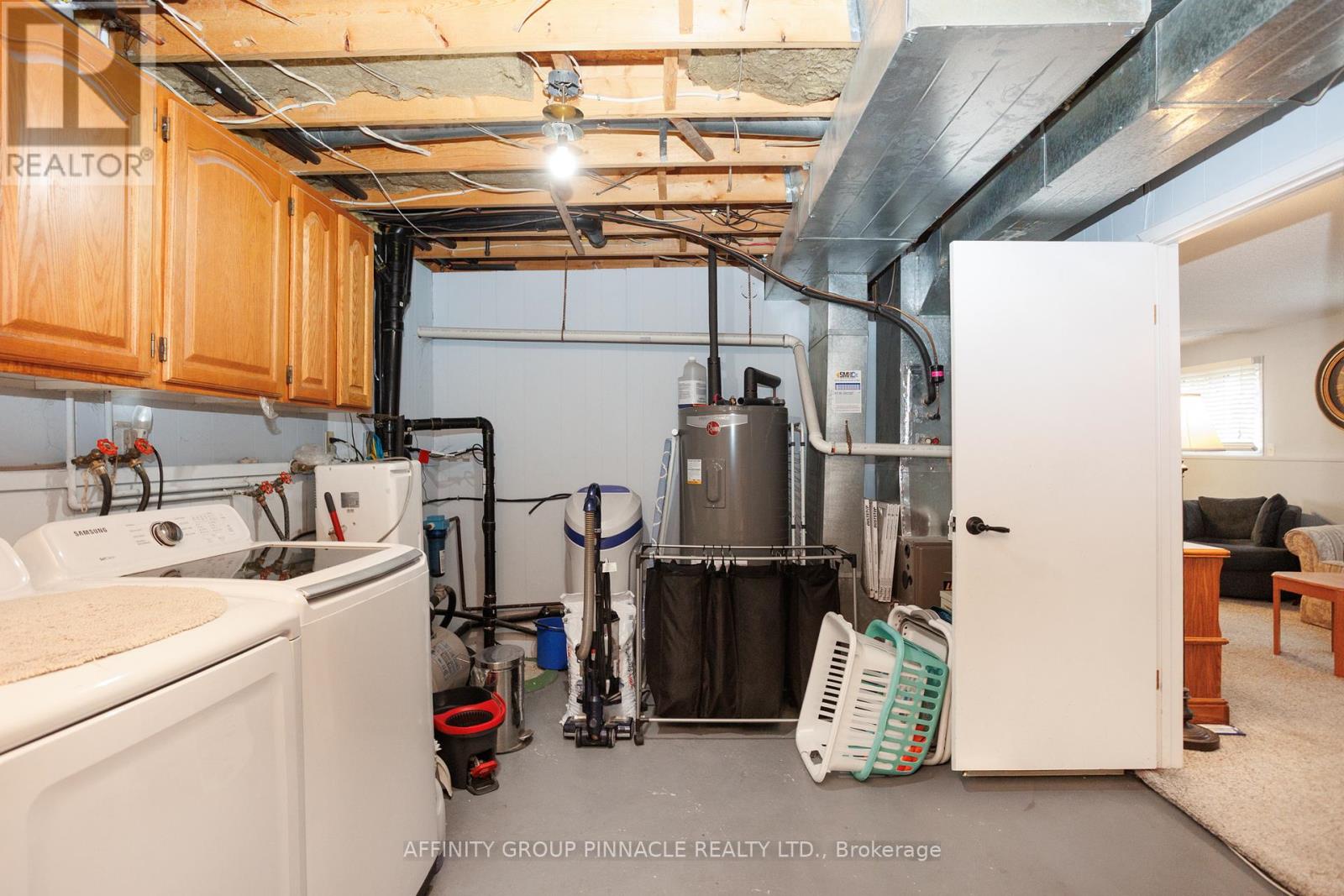 7 Hawk Street Property Photo 27