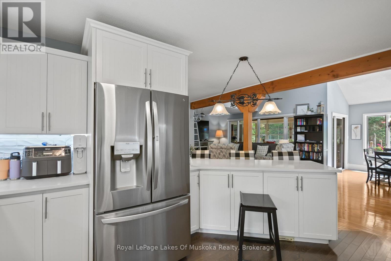 15 Summer Lane Property Photo 8