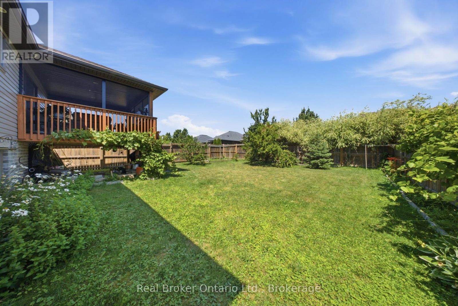 360 Dover Avenue Property Photo 32