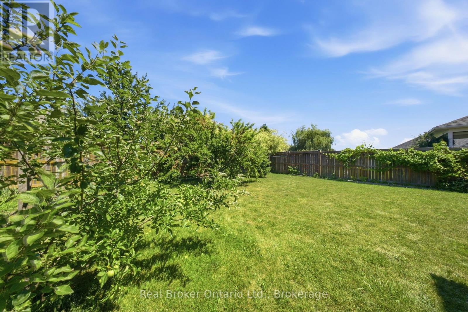 360 Dover Avenue Property Photo 37