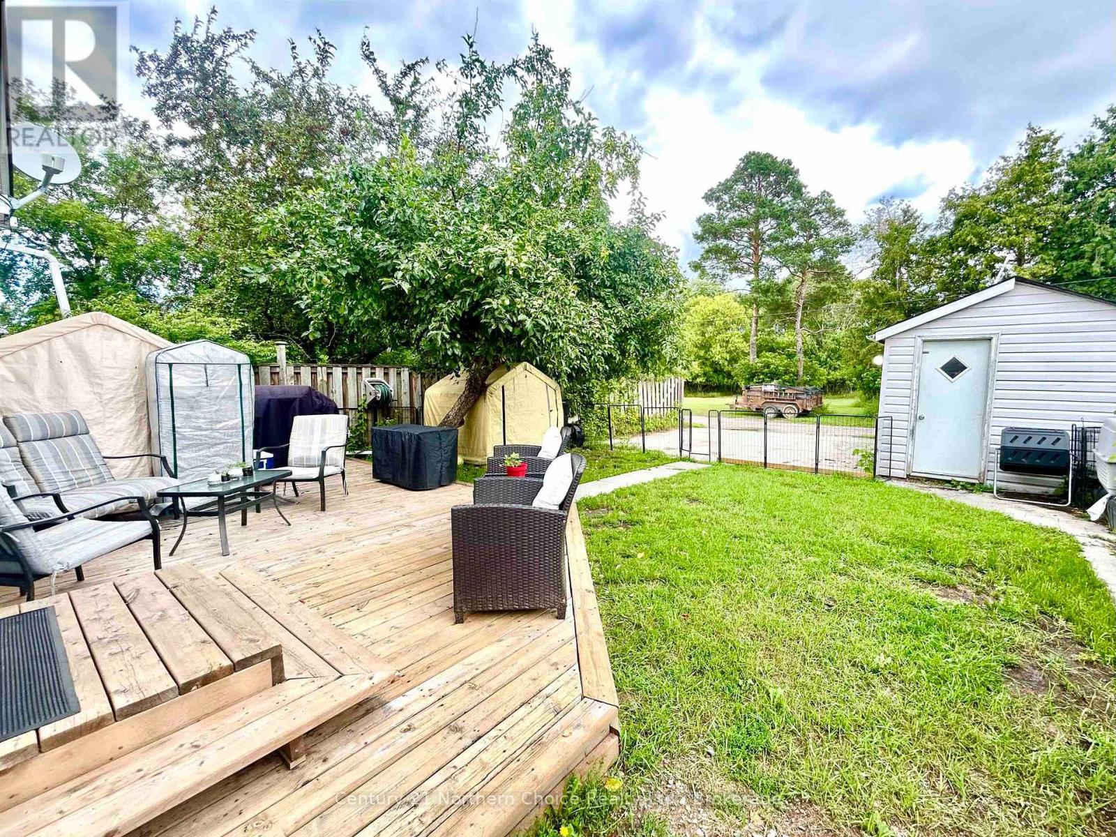 554 Elm Avenue Property Photo 24