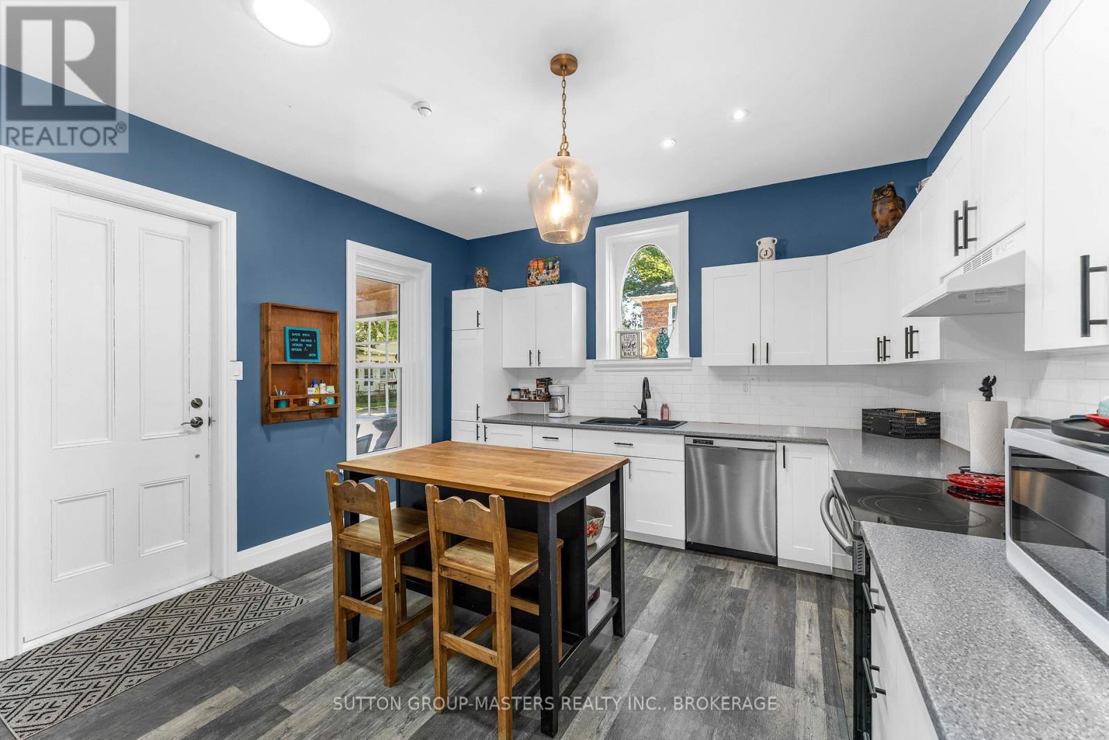14 Wiltse Street E Property Photo 13