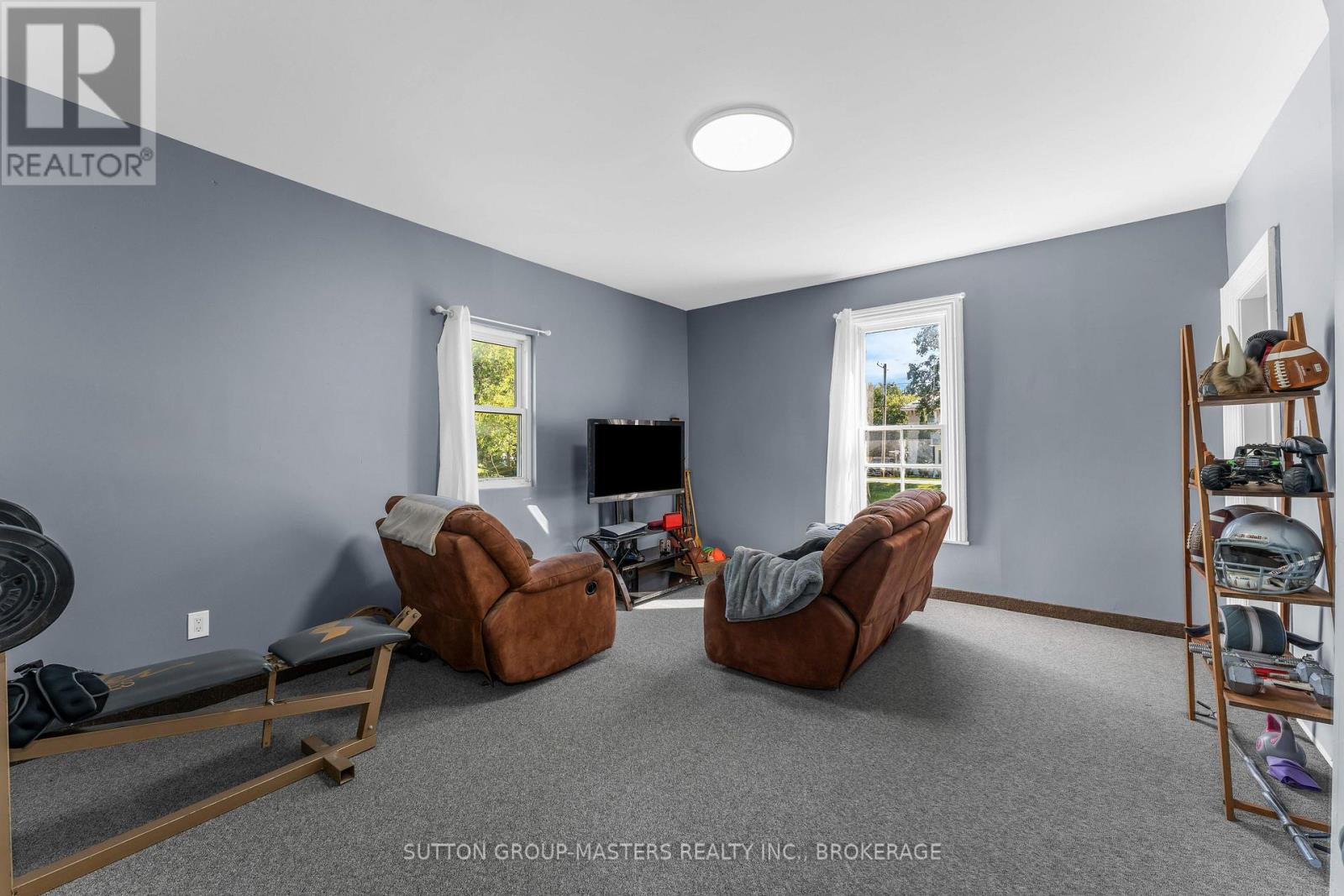 14 Wiltse Street E Property Photo 18
