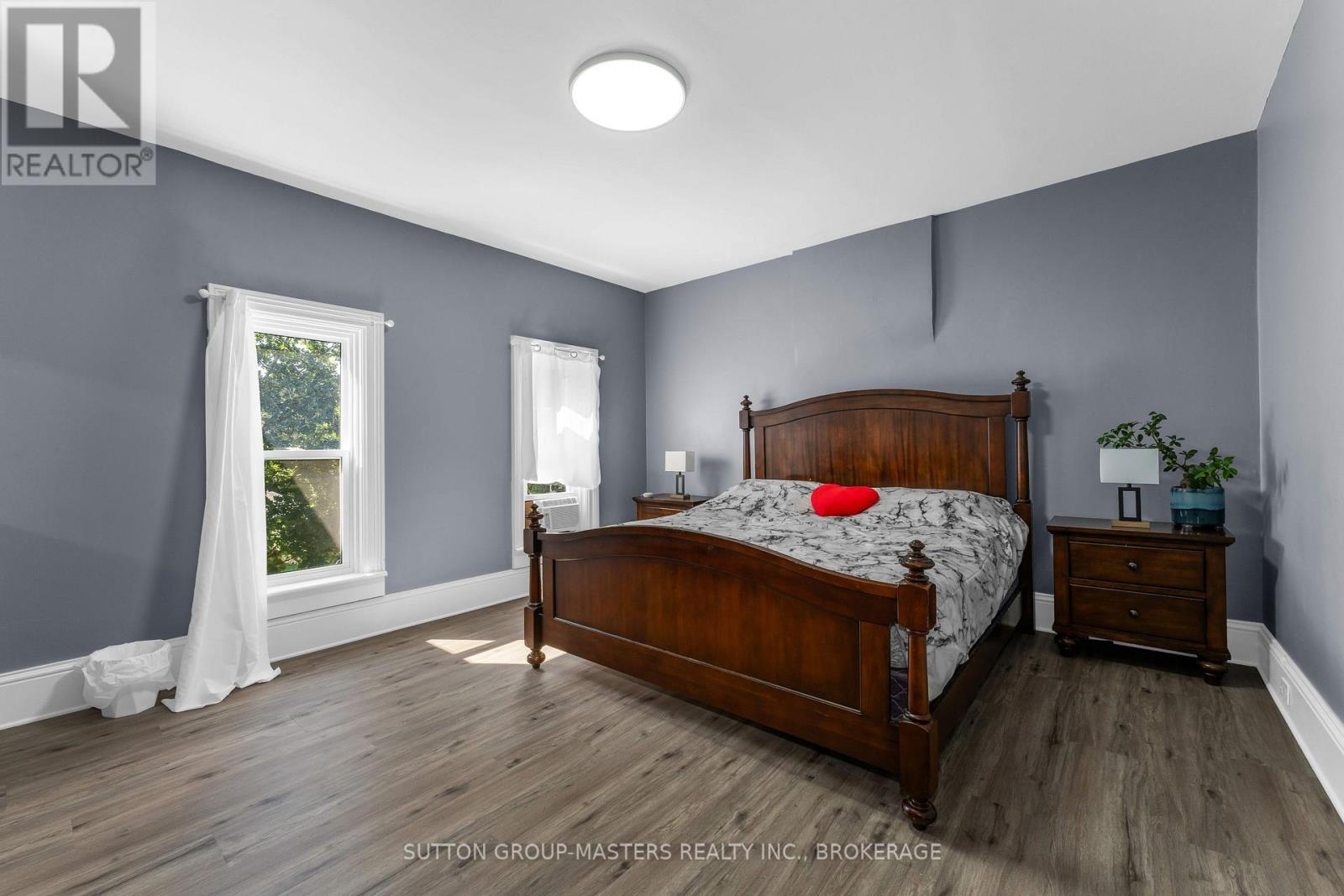 14 Wiltse Street E Property Photo 27