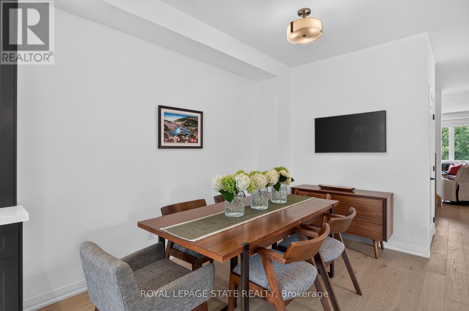 206 Canada Street Property Photo 25