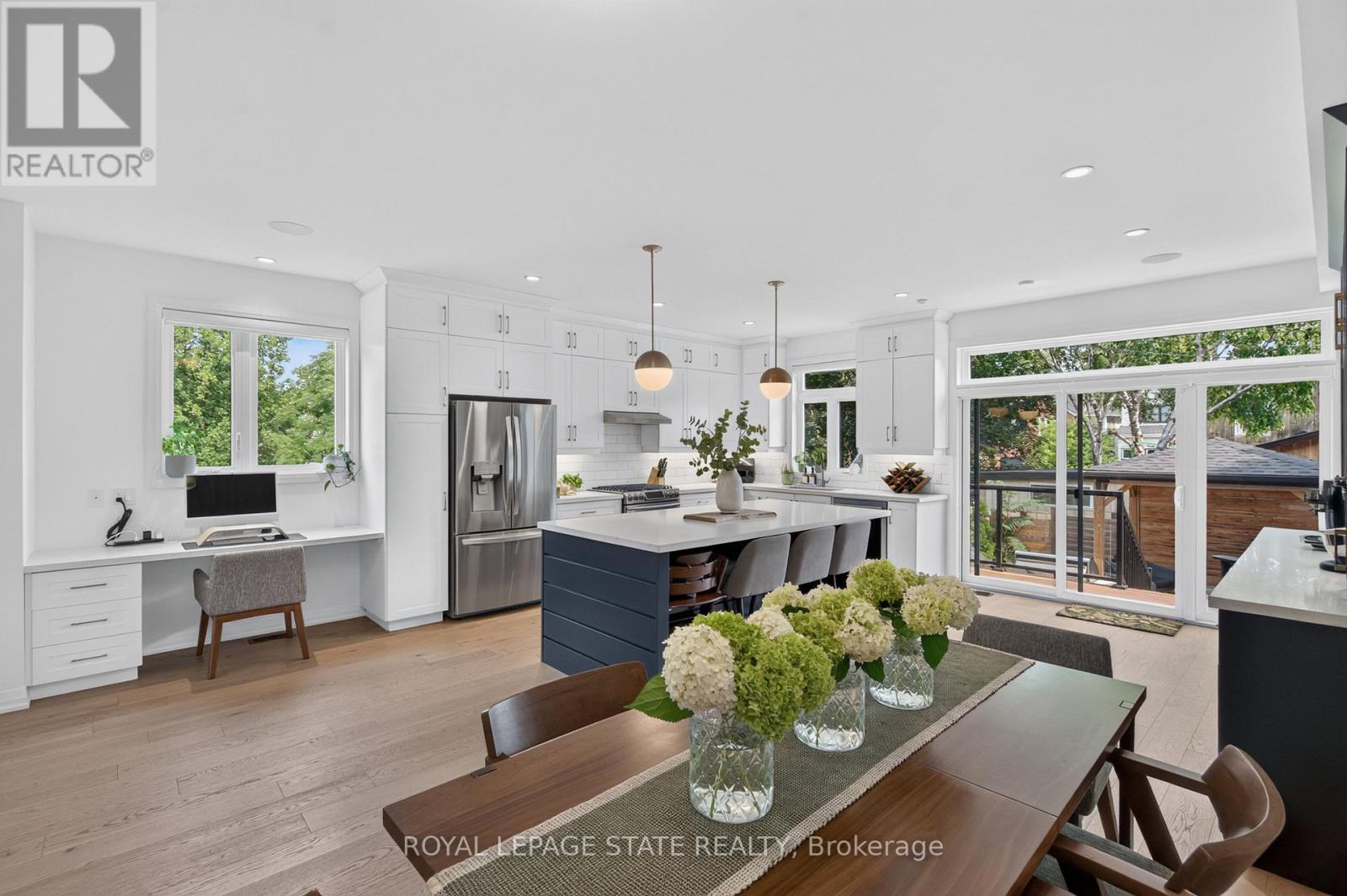 206 Canada Street Property Photo 26