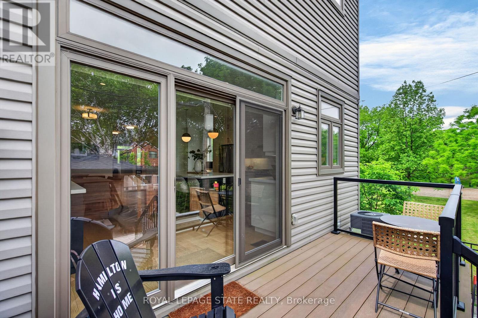 206 Canada Street Property Photo 38