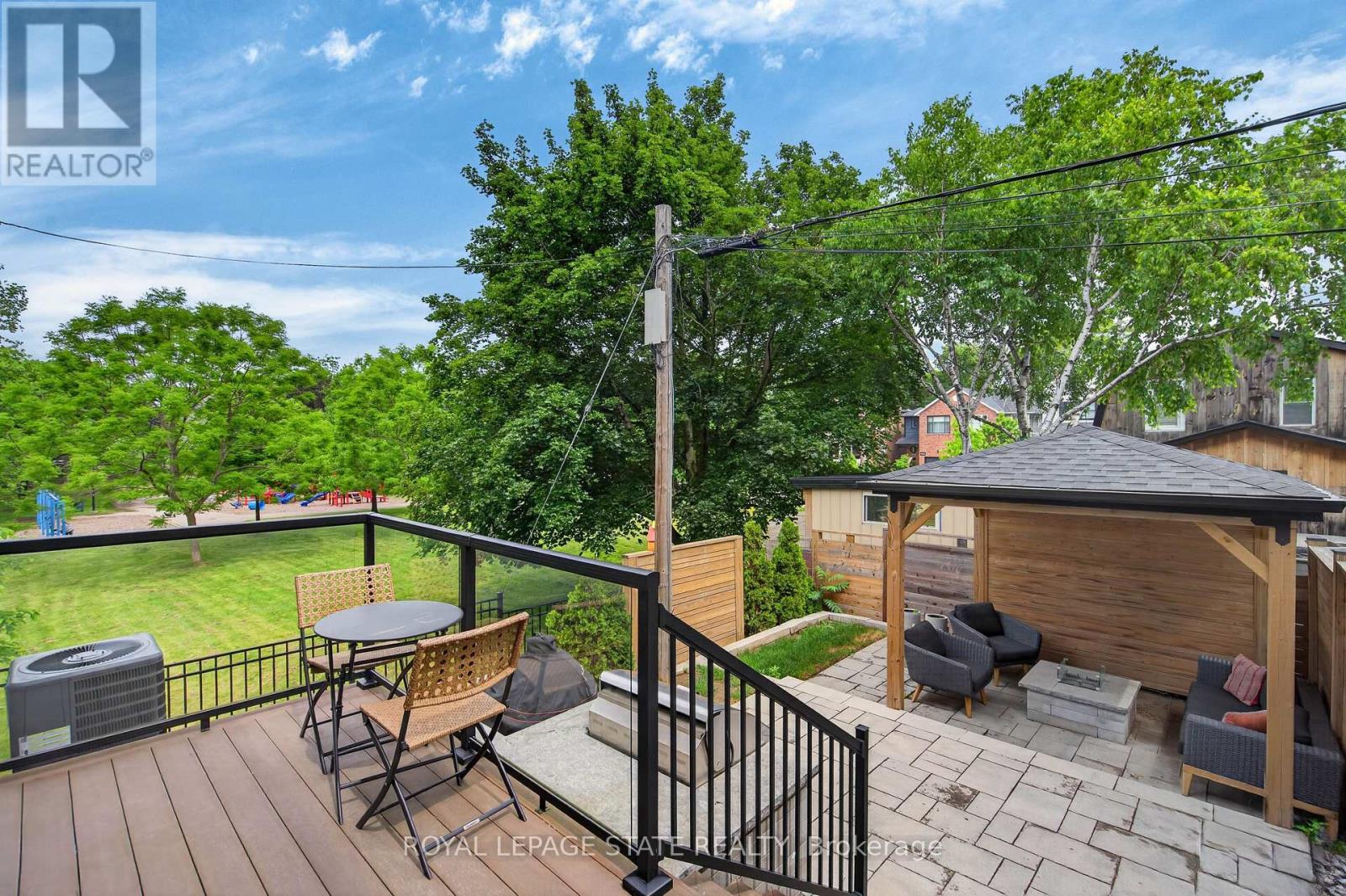 206 Canada Street Property Photo 39
