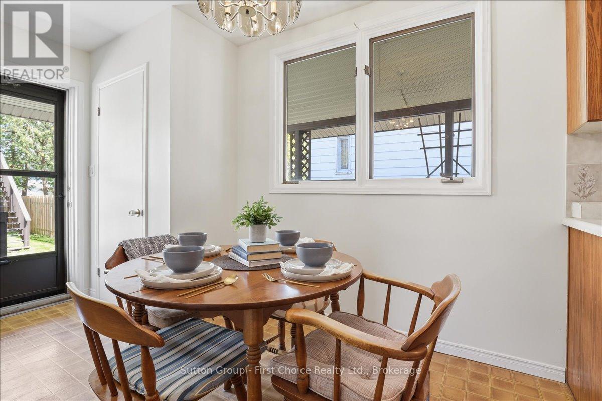49 Well Street Property Photo 21