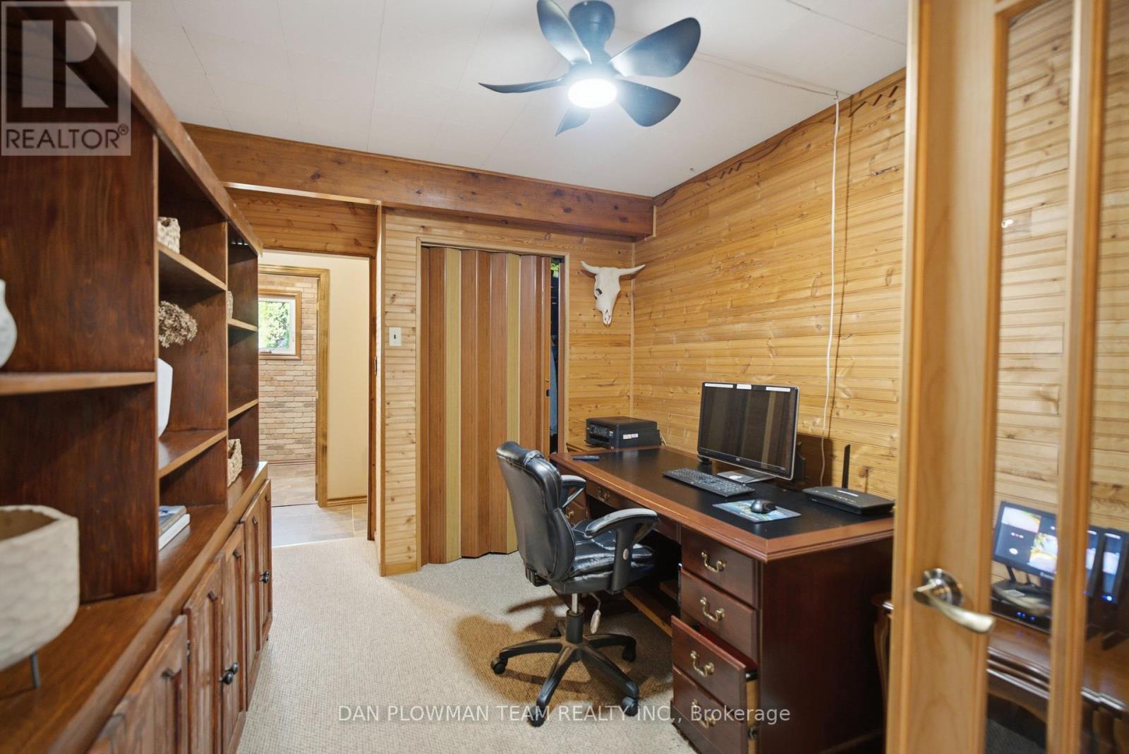 9 Valley Road Property Photo 17